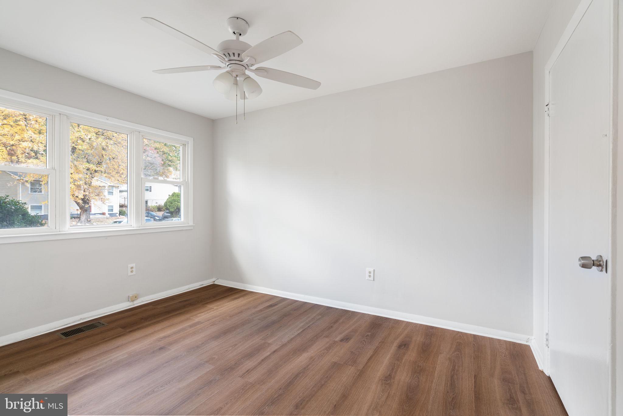 DALE CITY - Residential Lease