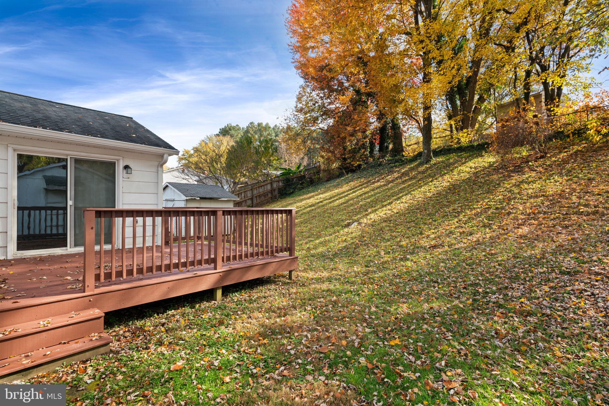 DALE CITY - Residential Lease