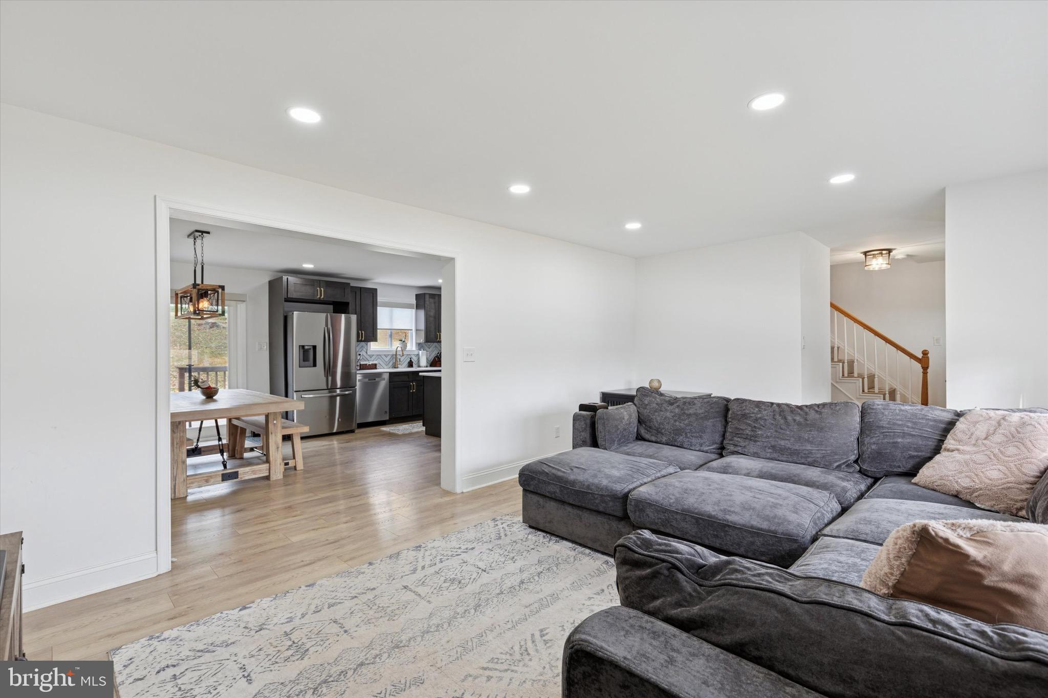 3023 EISENHOWER ROAD