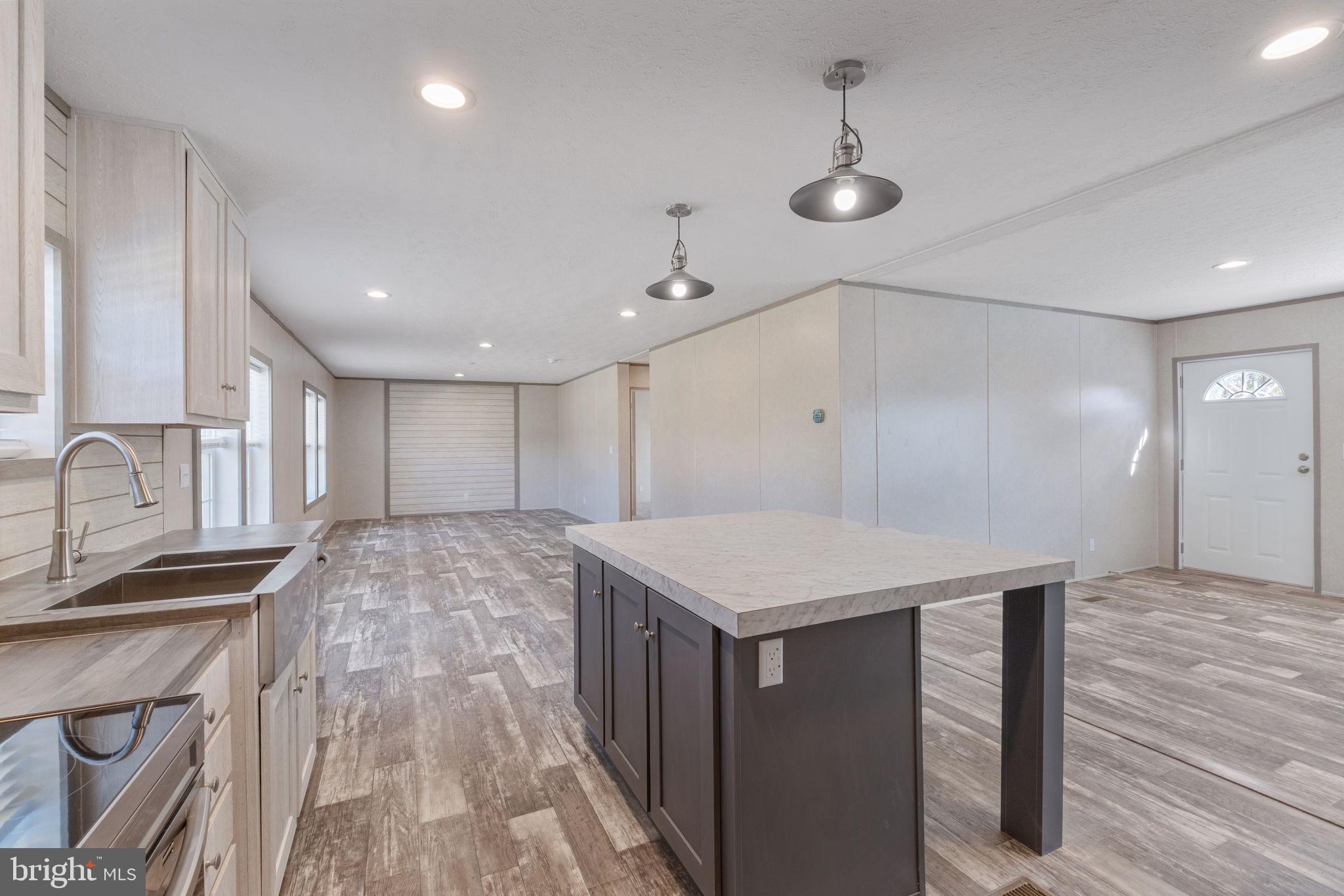 TOWN OF GORDONSVILLE - Residential