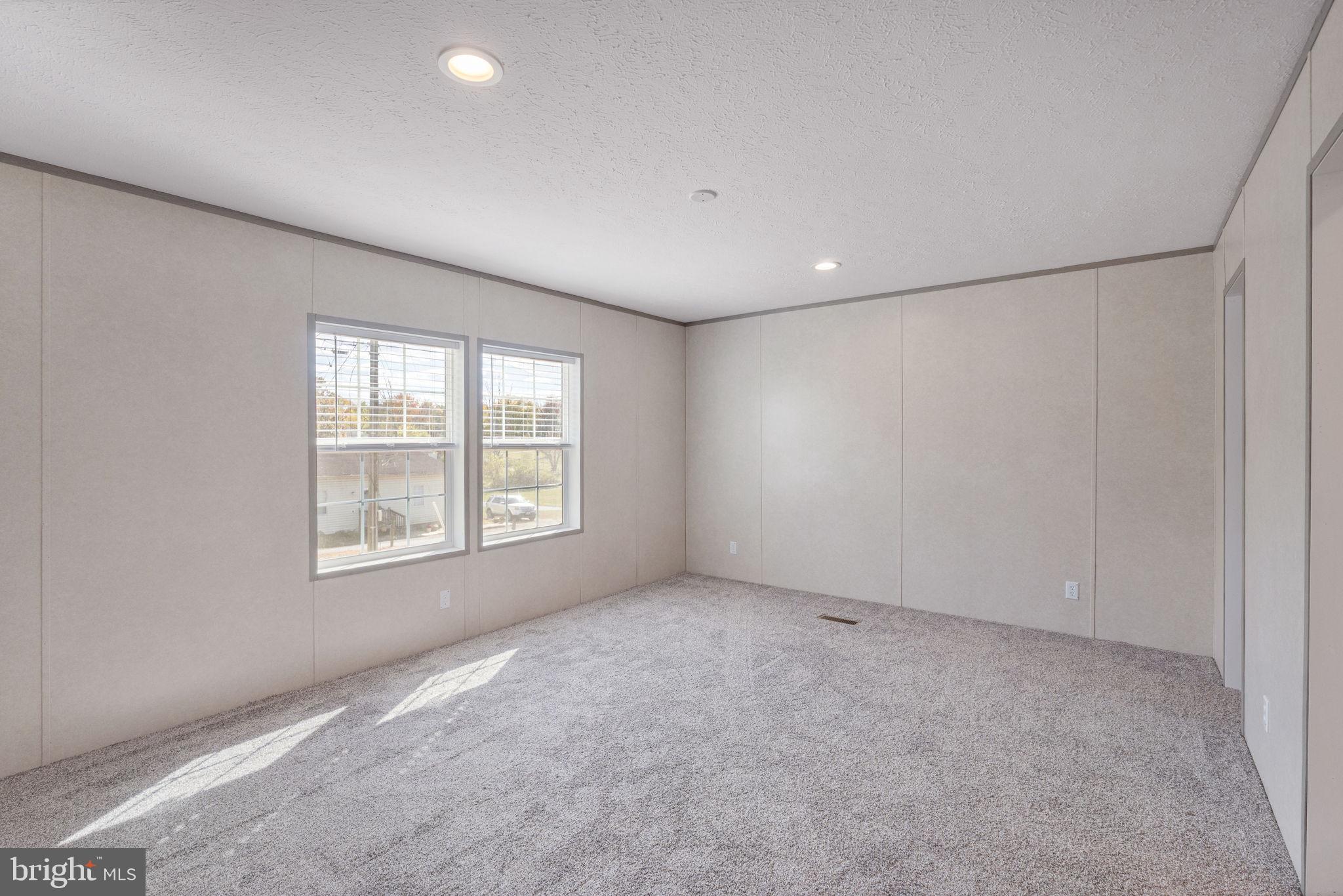 TOWN OF GORDONSVILLE - Residential