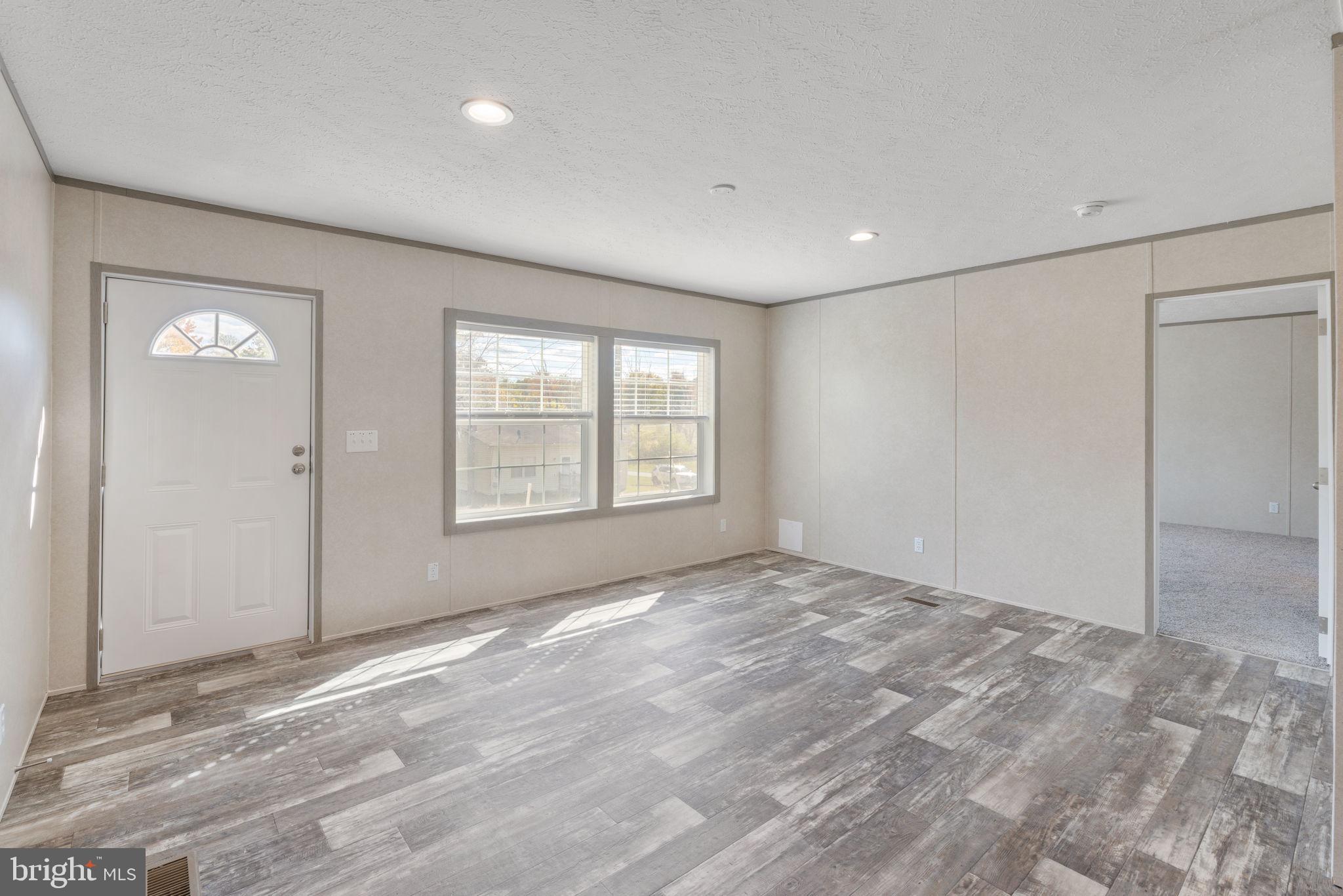 TOWN OF GORDONSVILLE - Residential