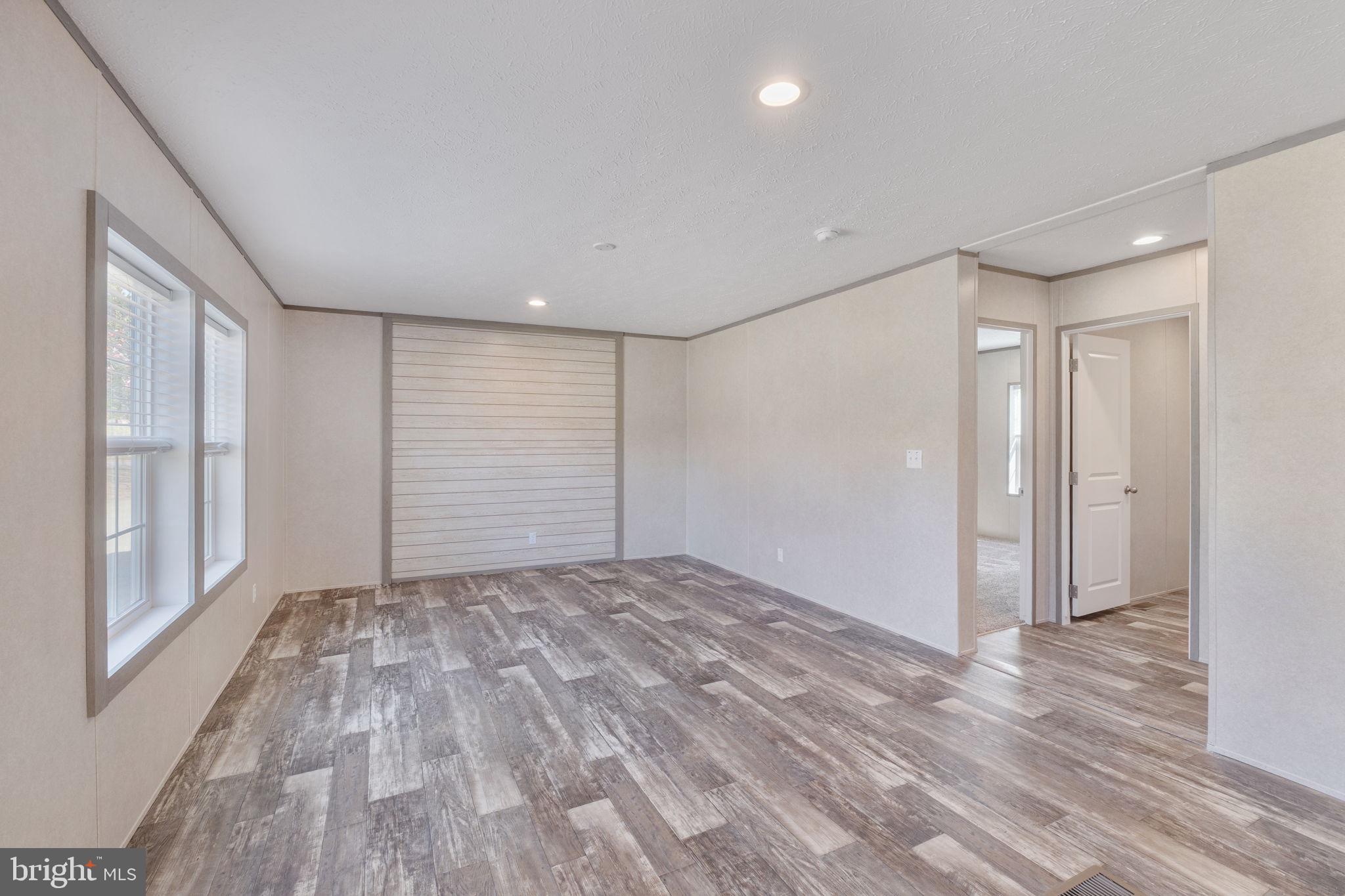 TOWN OF GORDONSVILLE - Residential