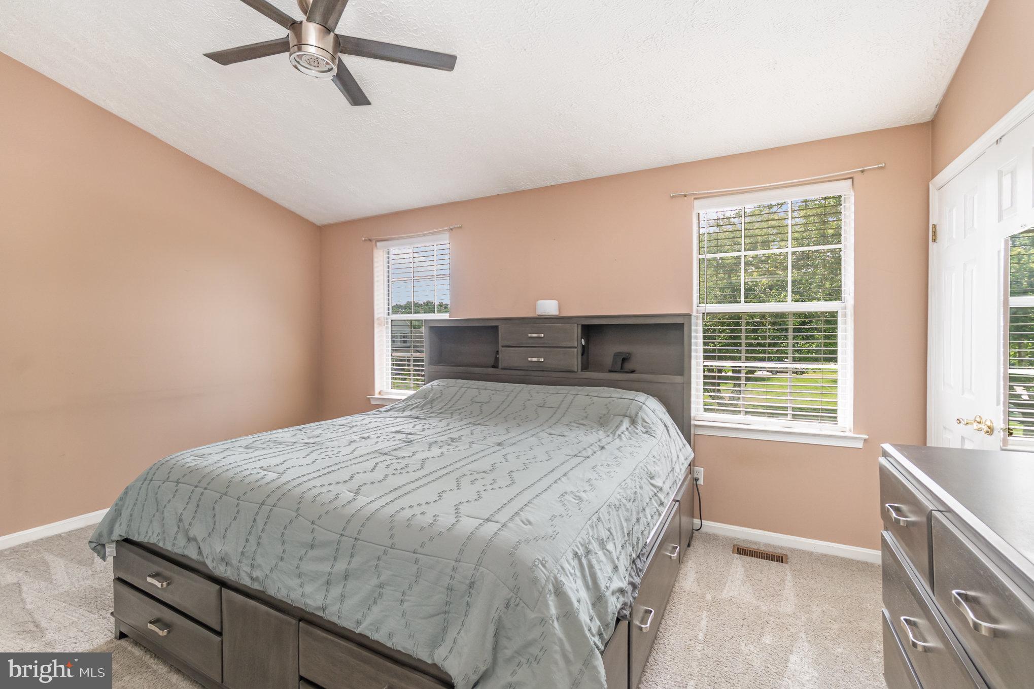 RIVERSIDE - Residential