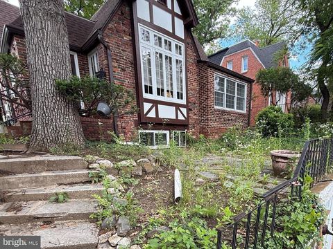 Photo of 8613 Cedar Street, SILVER SPRING, MD 20910 (MLS # MDMC2201122)