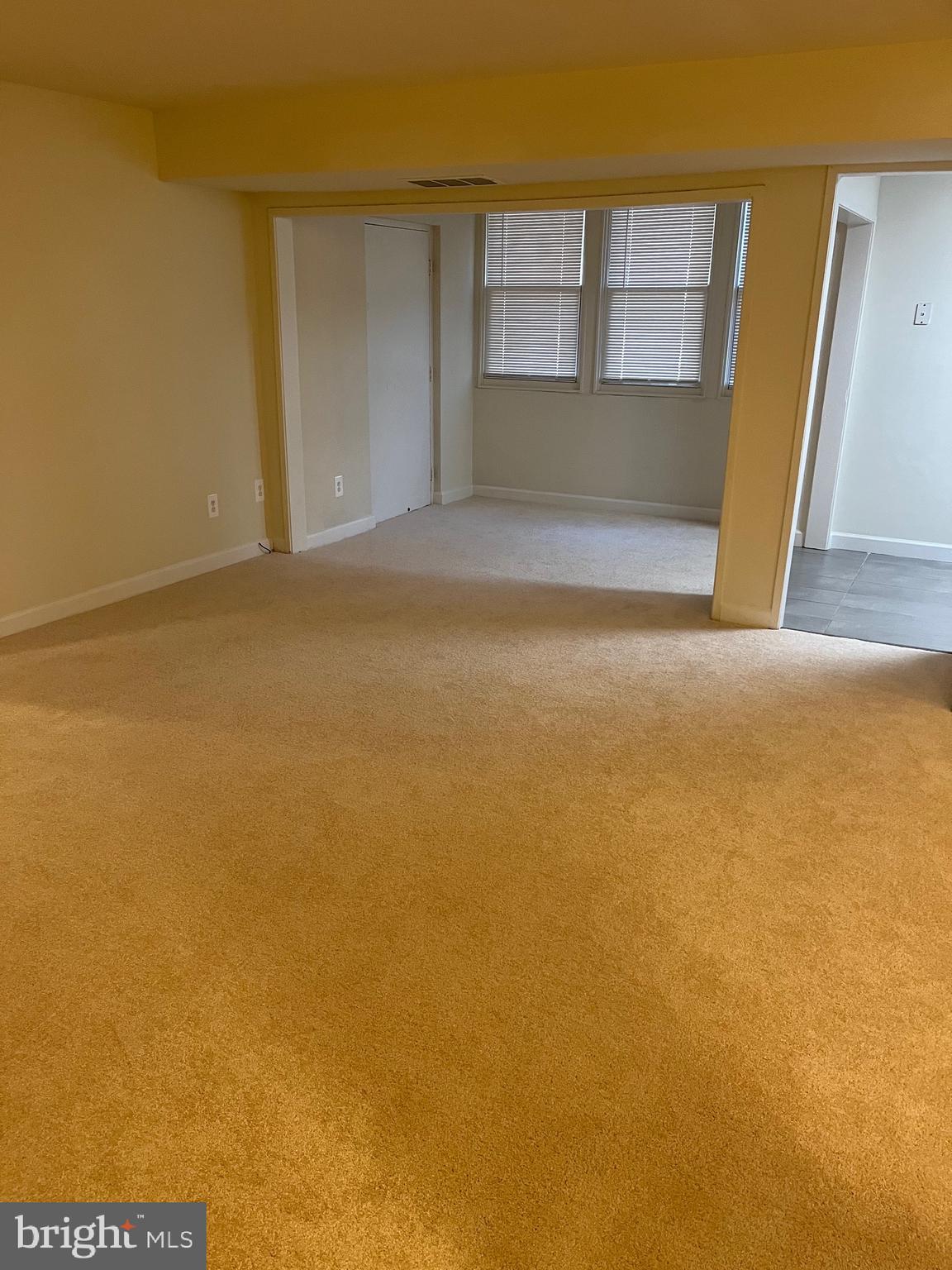 SHADOW OAKS - Residential Lease