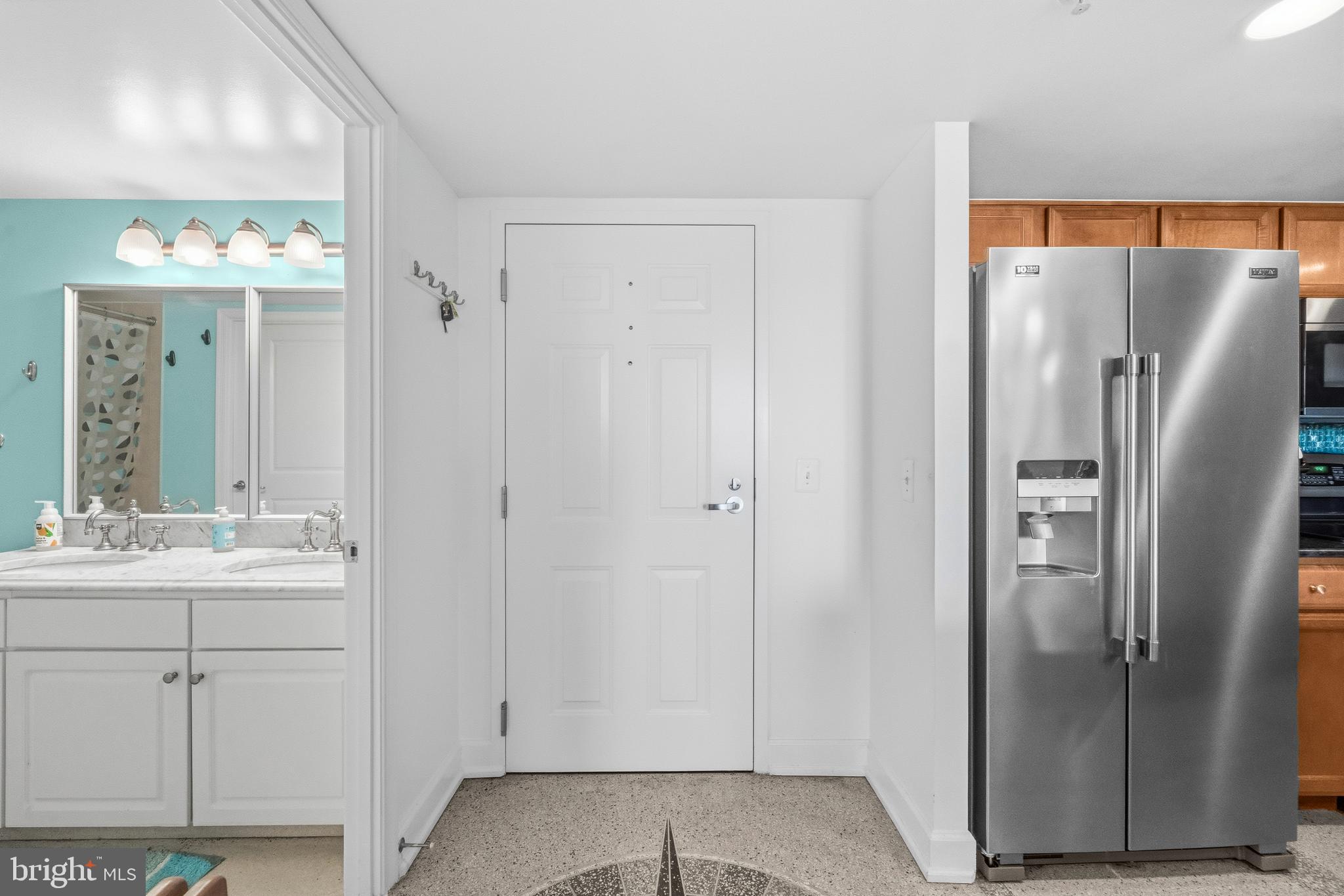 CARLTON HOUSE - Residential