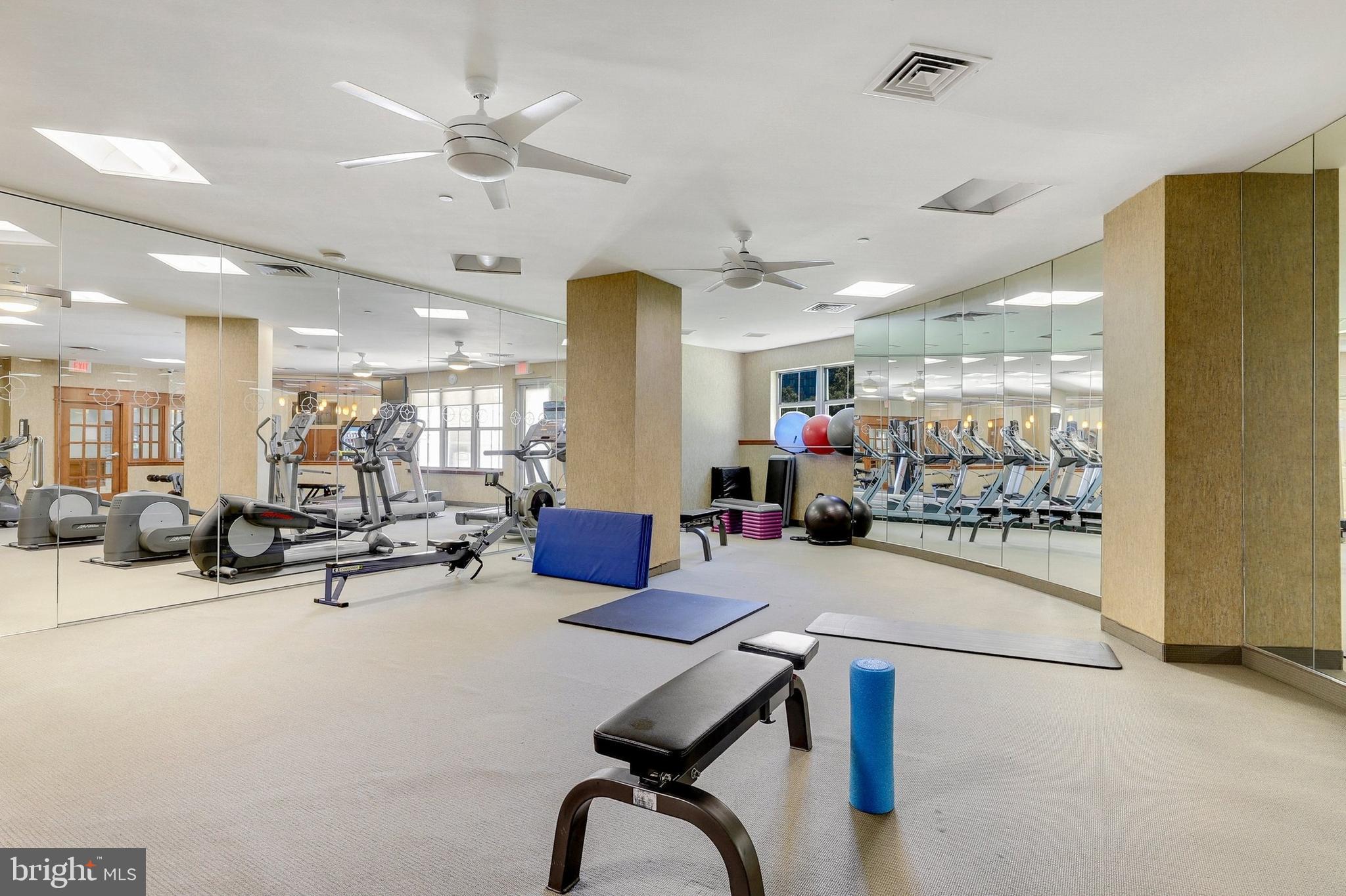 11800 SUNSET HILLS ROAD 726