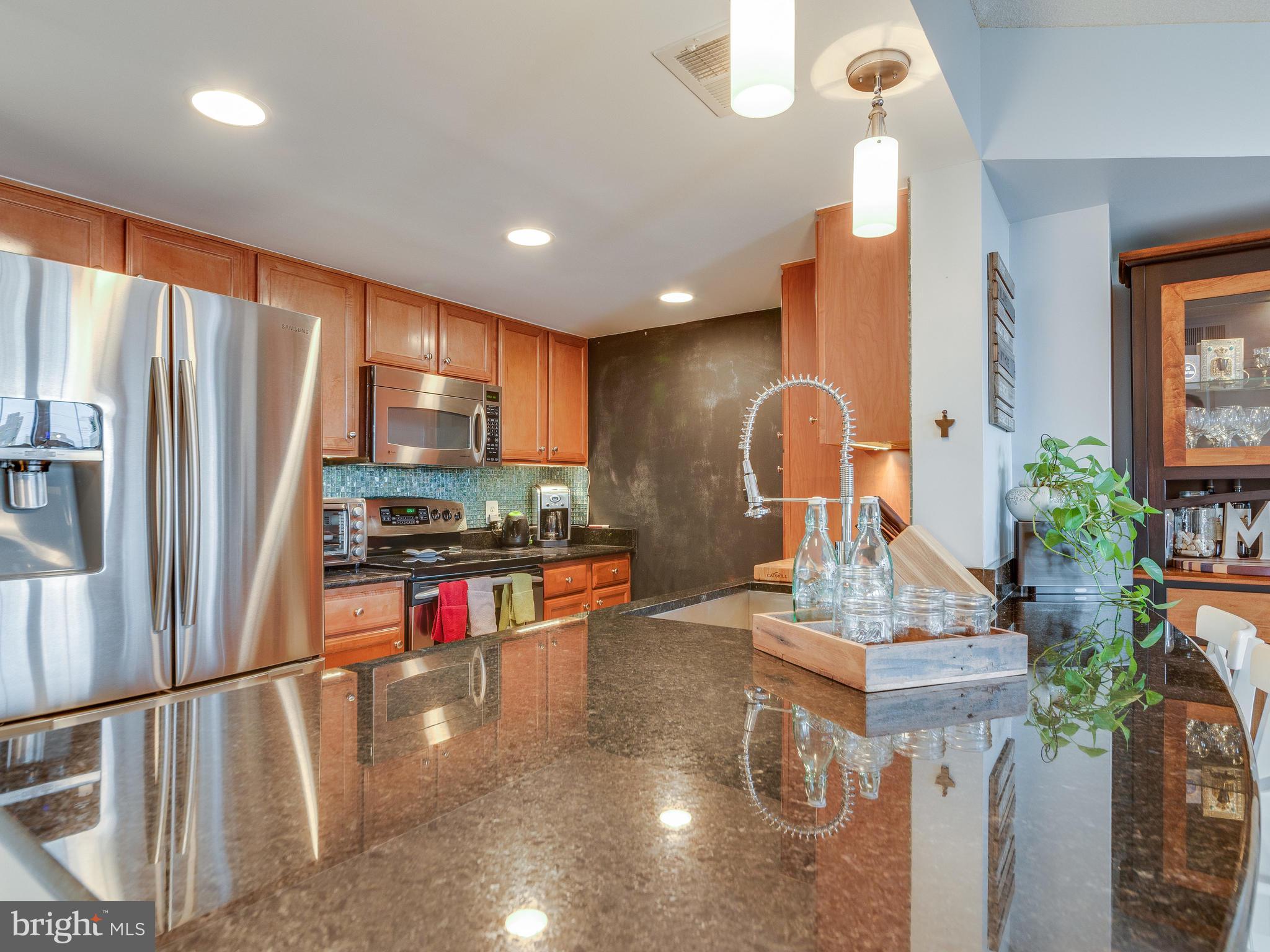 CARLTON HOUSE - Residential