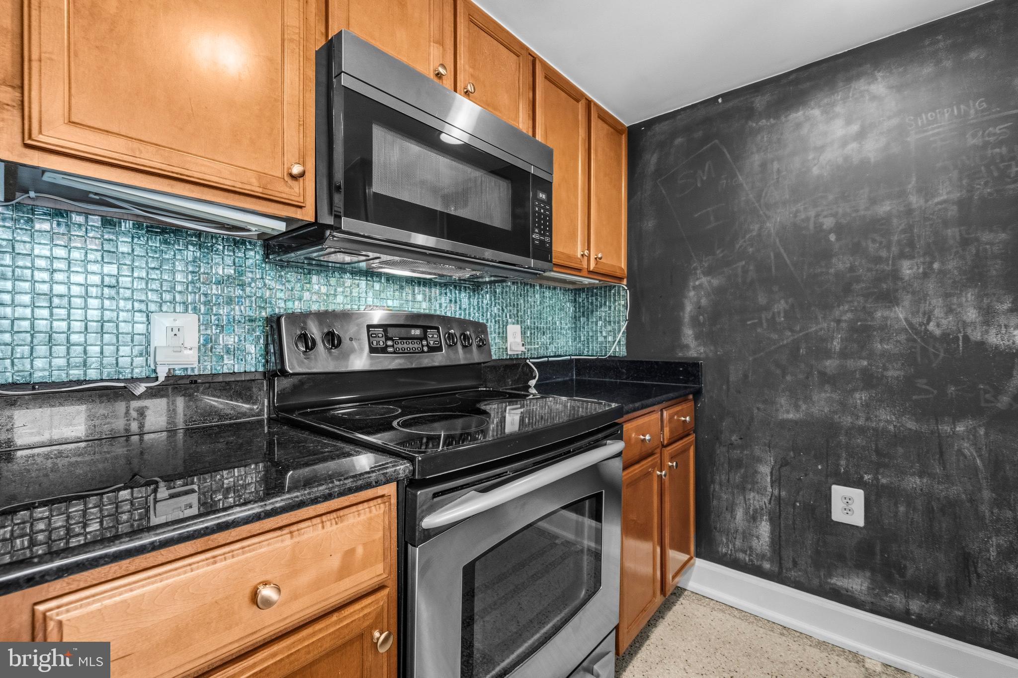 CARLTON HOUSE - Residential