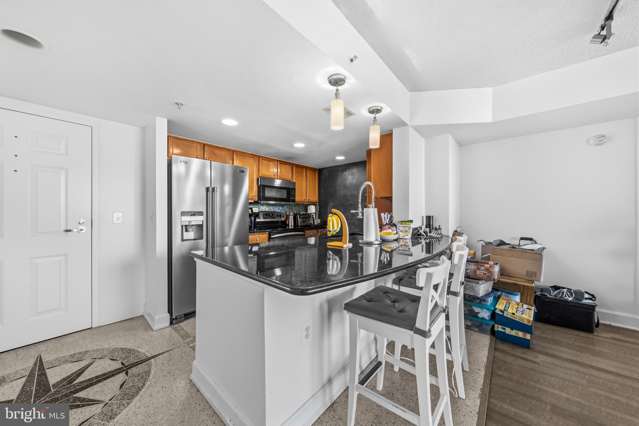 CARLTON HOUSE - Residential