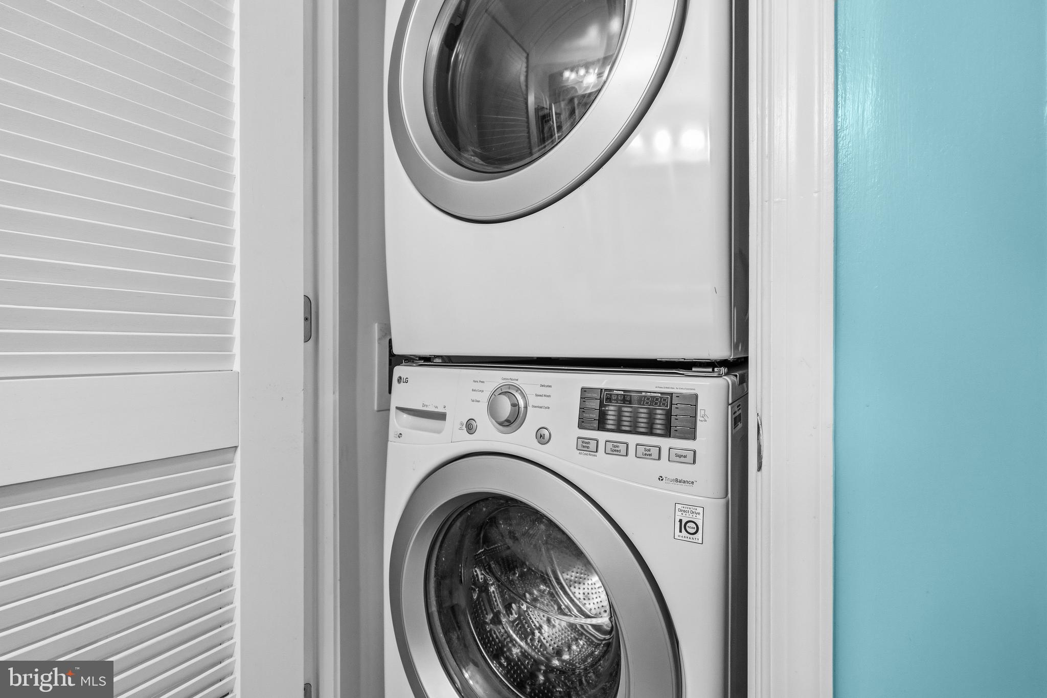 CARLTON HOUSE - Residential