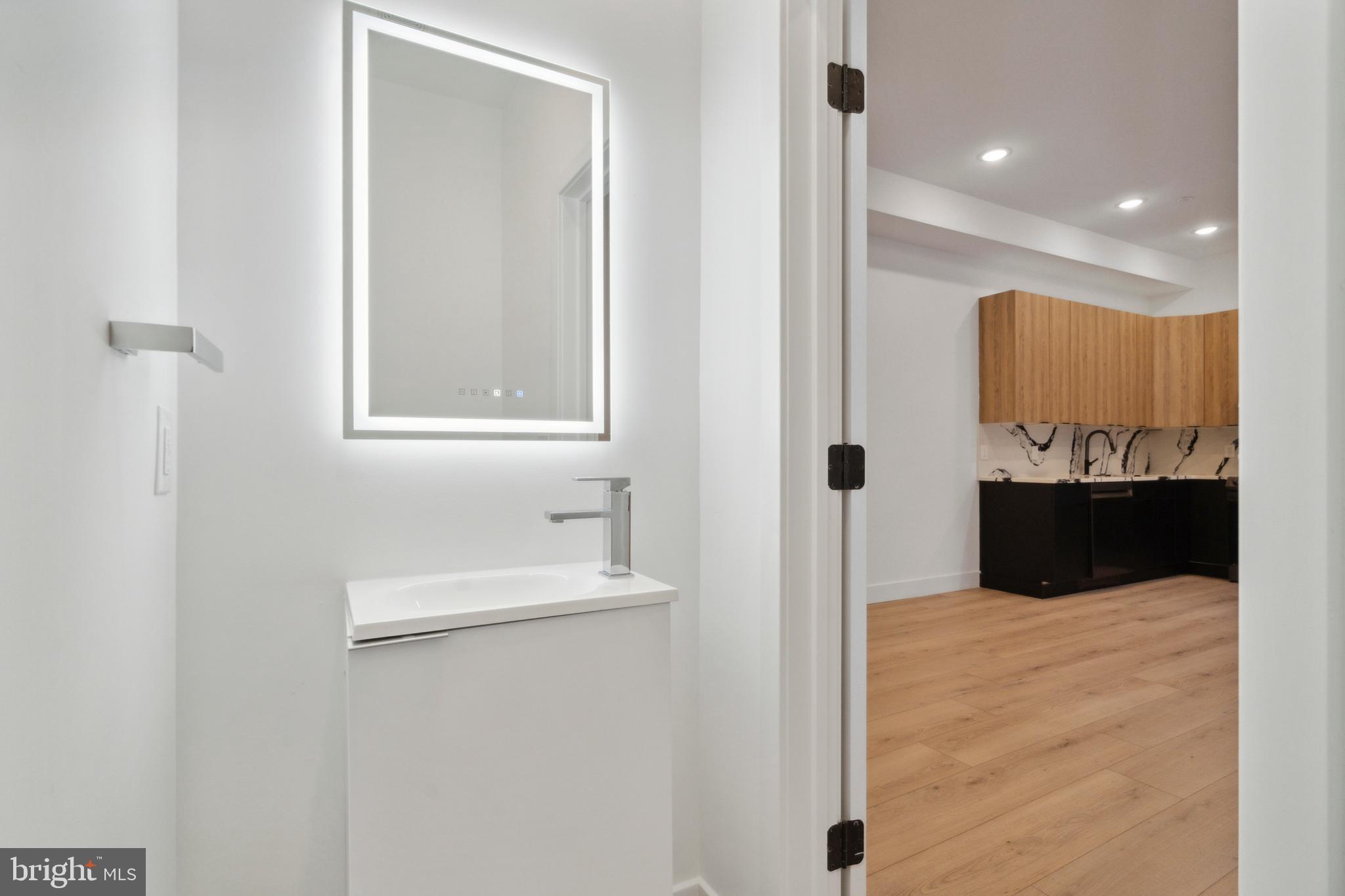 POINT BREEZE - Residential Lease