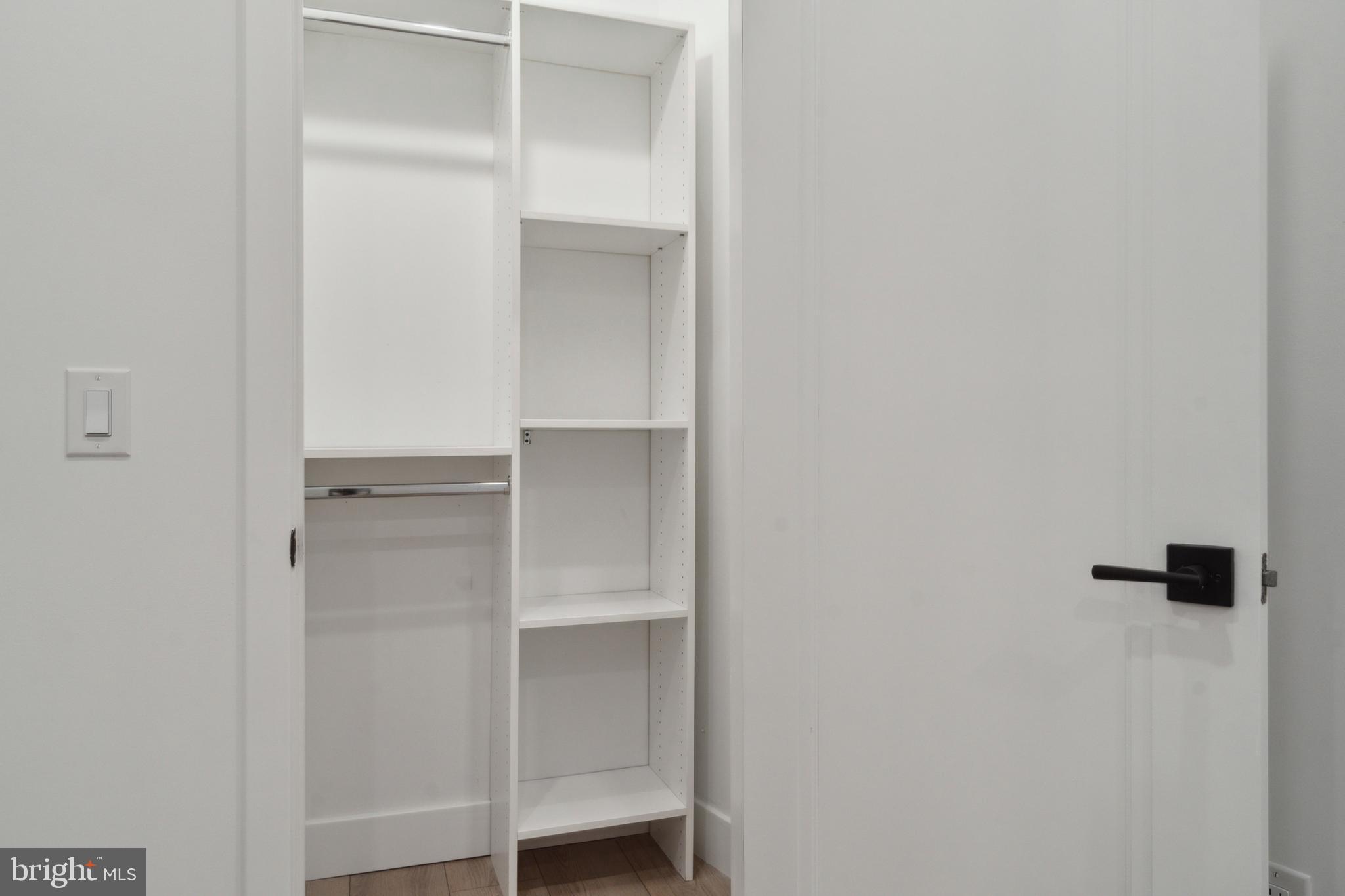 POINT BREEZE - Residential Lease