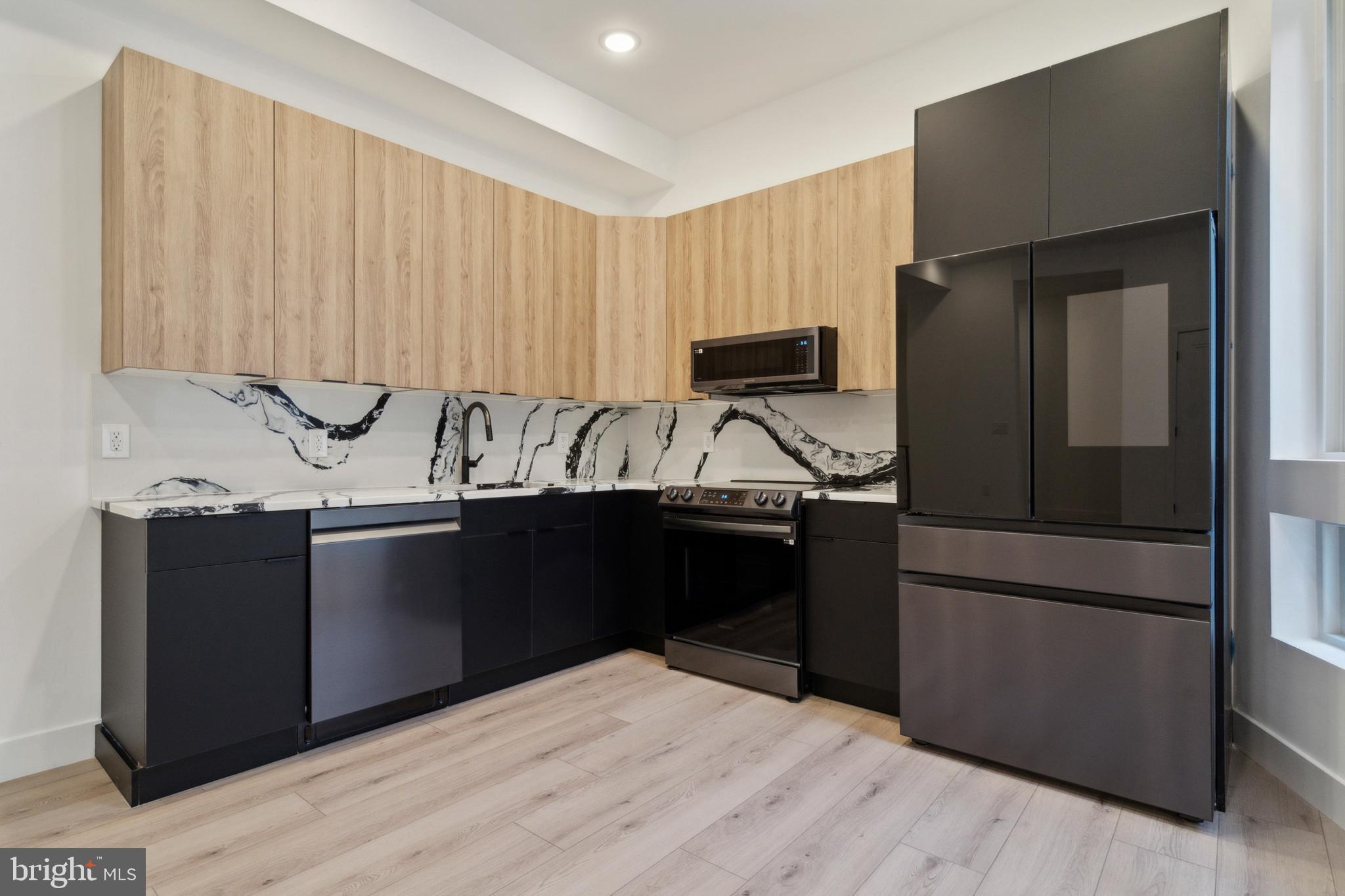 POINT BREEZE - Residential Lease