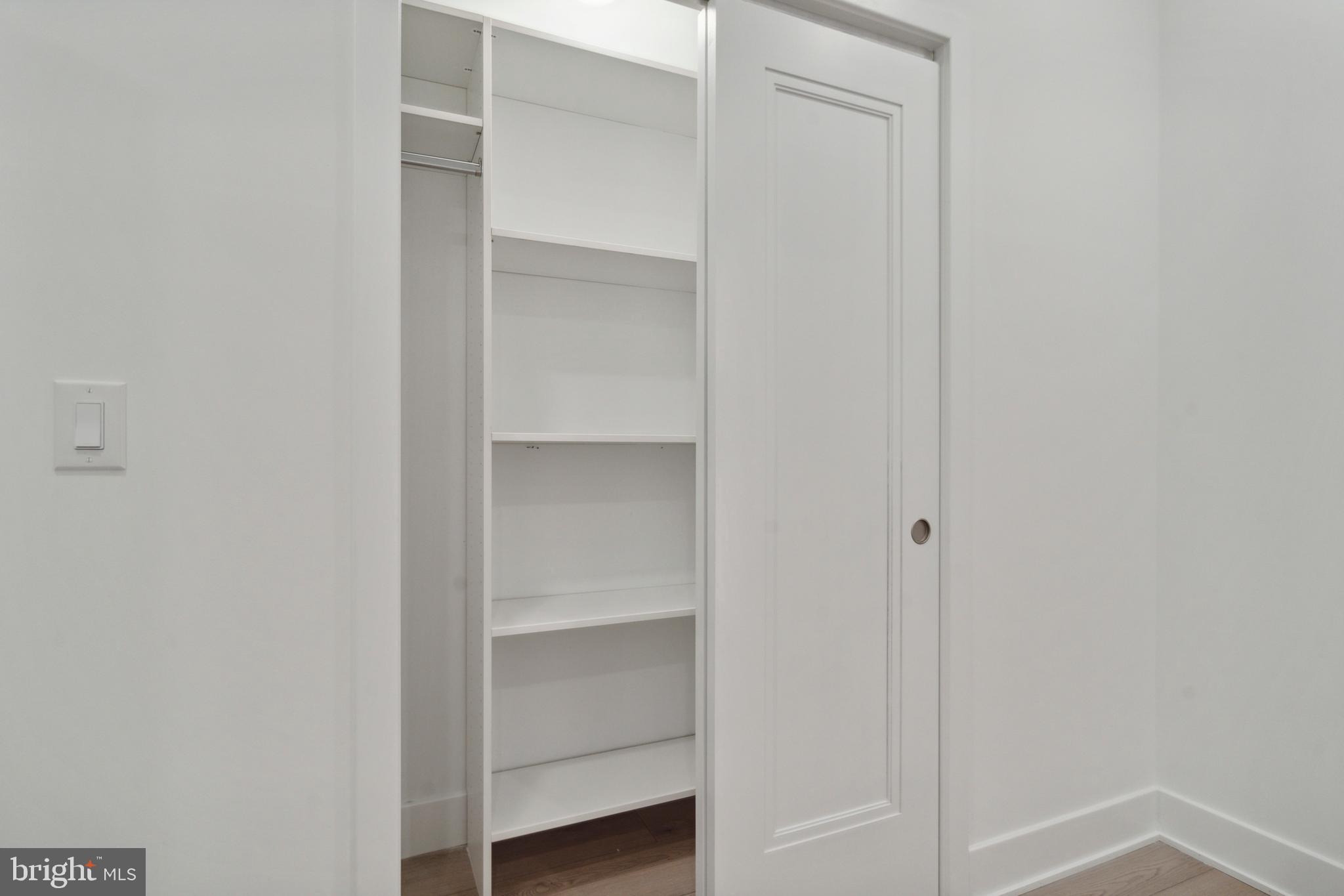 POINT BREEZE - Residential Lease