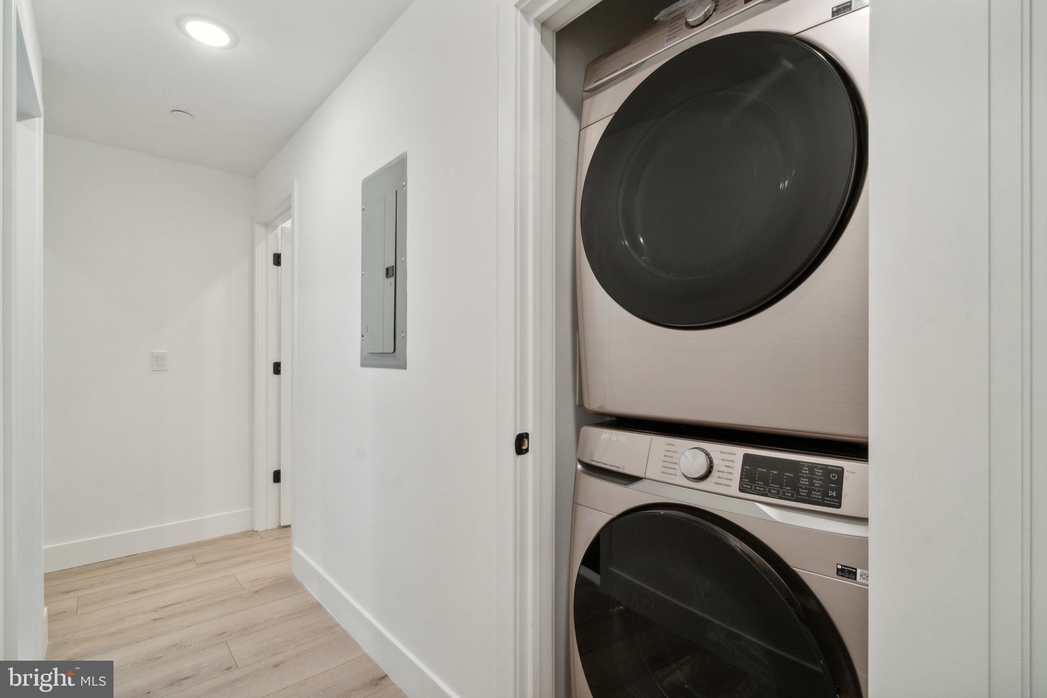 POINT BREEZE - Residential Lease