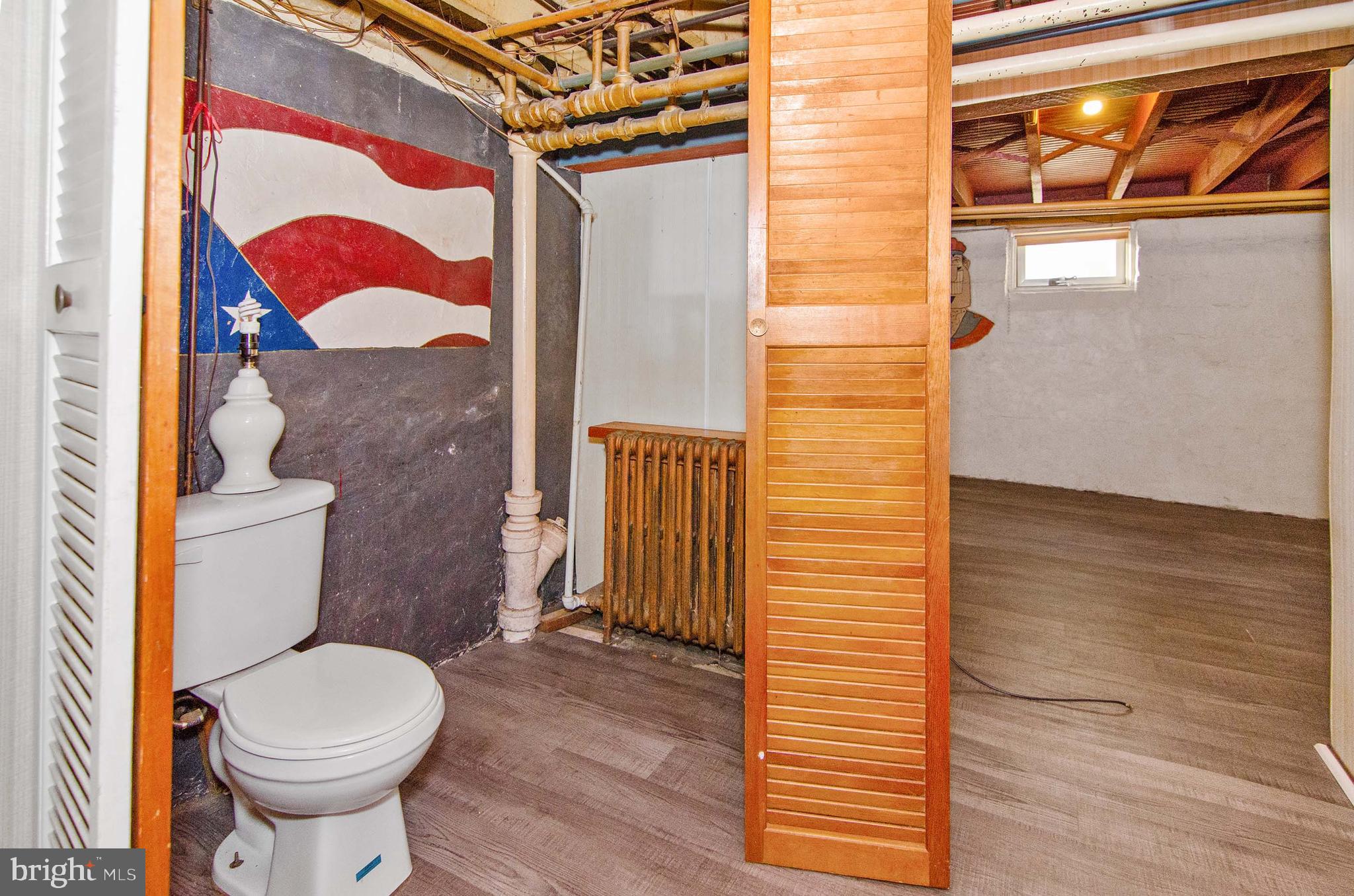 PARKVILLE - Residential Lease