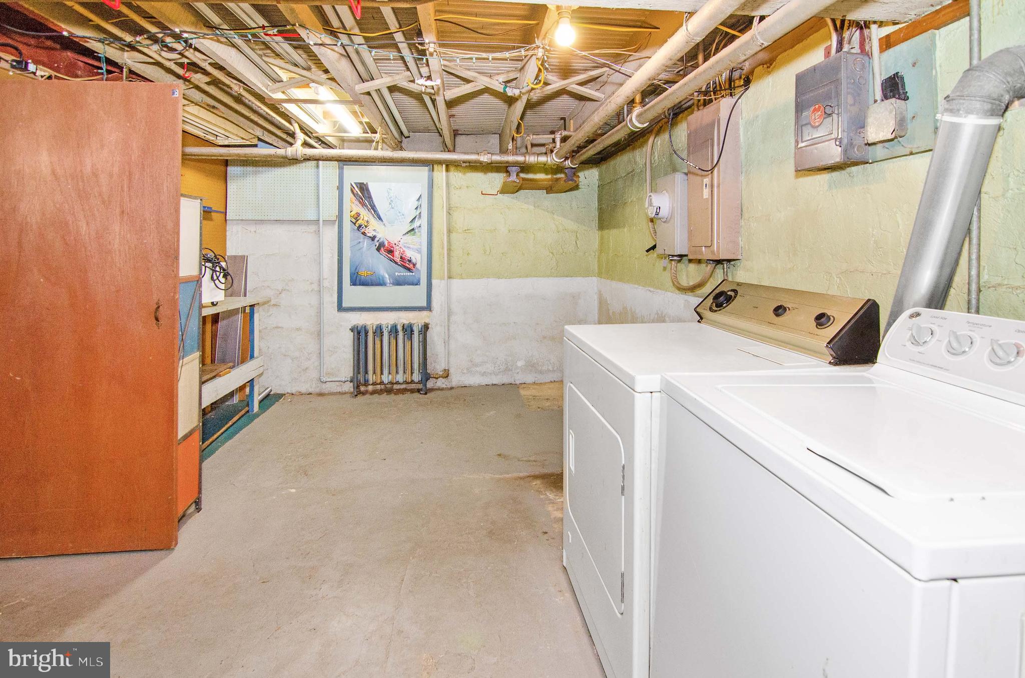 PARKVILLE - Residential Lease