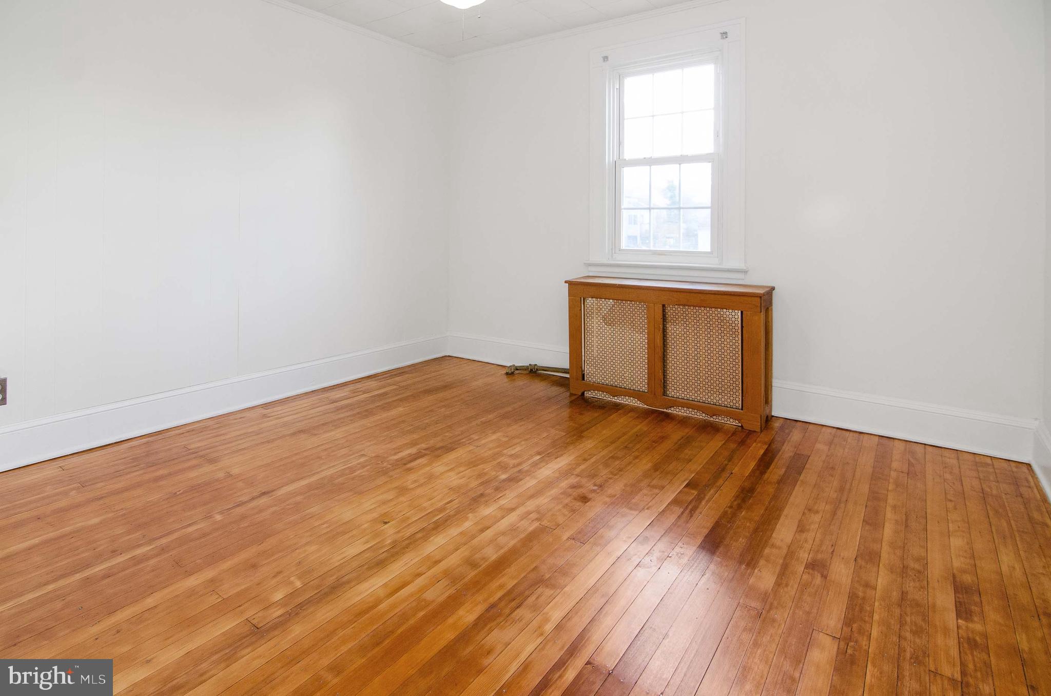 PARKVILLE - Residential Lease