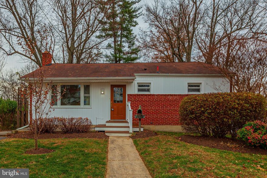 OPEN HOUSE SUNDAY JANUARY 7th (1-3pm)- Exceptional home, premium lot, and tremendous location!! This beautiful rambler features a spacious main level floor plan that includes  a living room, office, two  bedrooms, a full bathroom, a gorgeous gourmet kitchen with  island and a breathtaking family room addition with vaulted ceilings! A finished lower level with walk-out access to the backyard includes an additional  bedroom, full bathroom, recreation room, and plenty of storage! Enjoy a private  deck that overlooks a pristine, fully fenced yard that is perfect for entertainment, gardening,  or potential  future expansion of the home! Sitting just minutes from Rockville  Town Center, Pike  & Rose, Metro, Rock  Creek Park, and major commuter routes, this Rockville location is truly sought after!