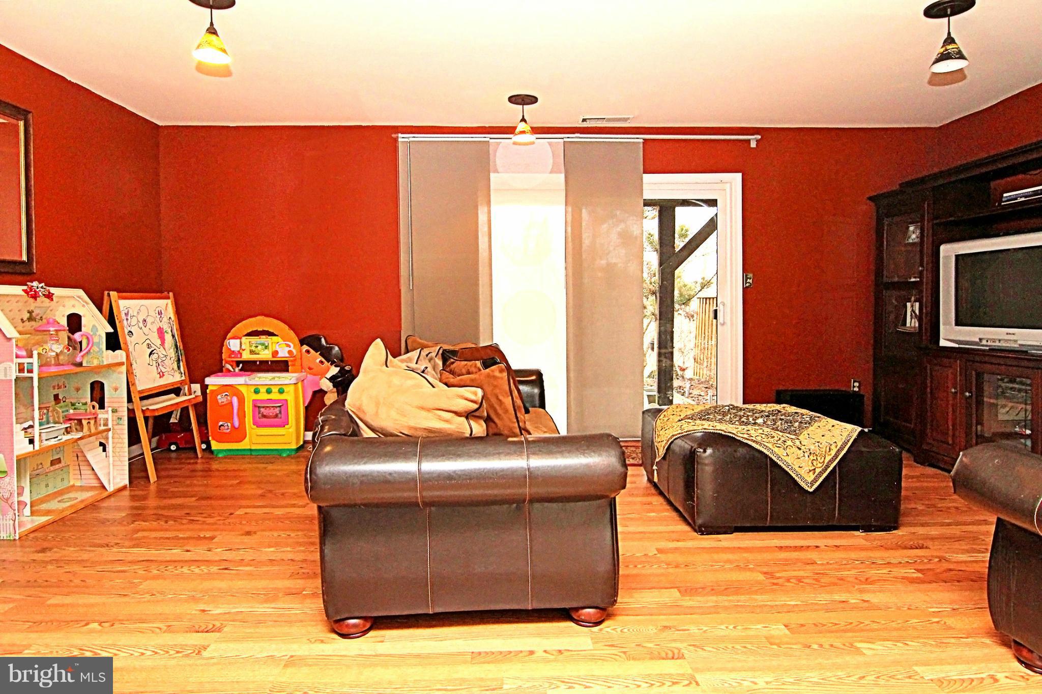 TOWN CENTER - Residential