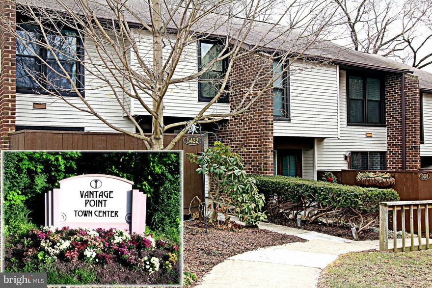 RENOVATED  TOWNHOME IN COLUMBIA'S SOUGHT AFTER TOWN CENTER*WALKING DIST TO RESTURANTS,SHOPS,MALL,LAKES ,CONCERTS*OPEN FLOOR PLAN*HARDWD FLRS*GRANITE COUNTERS,MAPLE CABINETS,SS APPLIANCES*LRG FAM RM W/FP LEADS TO DECK BACKING TO TREES*LOWER LVL REC RM,OFFICE,STORAGE,WALK-OUT TO PATIO*LRG BEDRM'S*UPPER LVL LAUNDRY*UPDATED BATHS*CLOSE TO BALT/DC/FT.MEADE*CC FEE COVERS EXTERIOR MAINT,INSRNC,MGMT& MORE