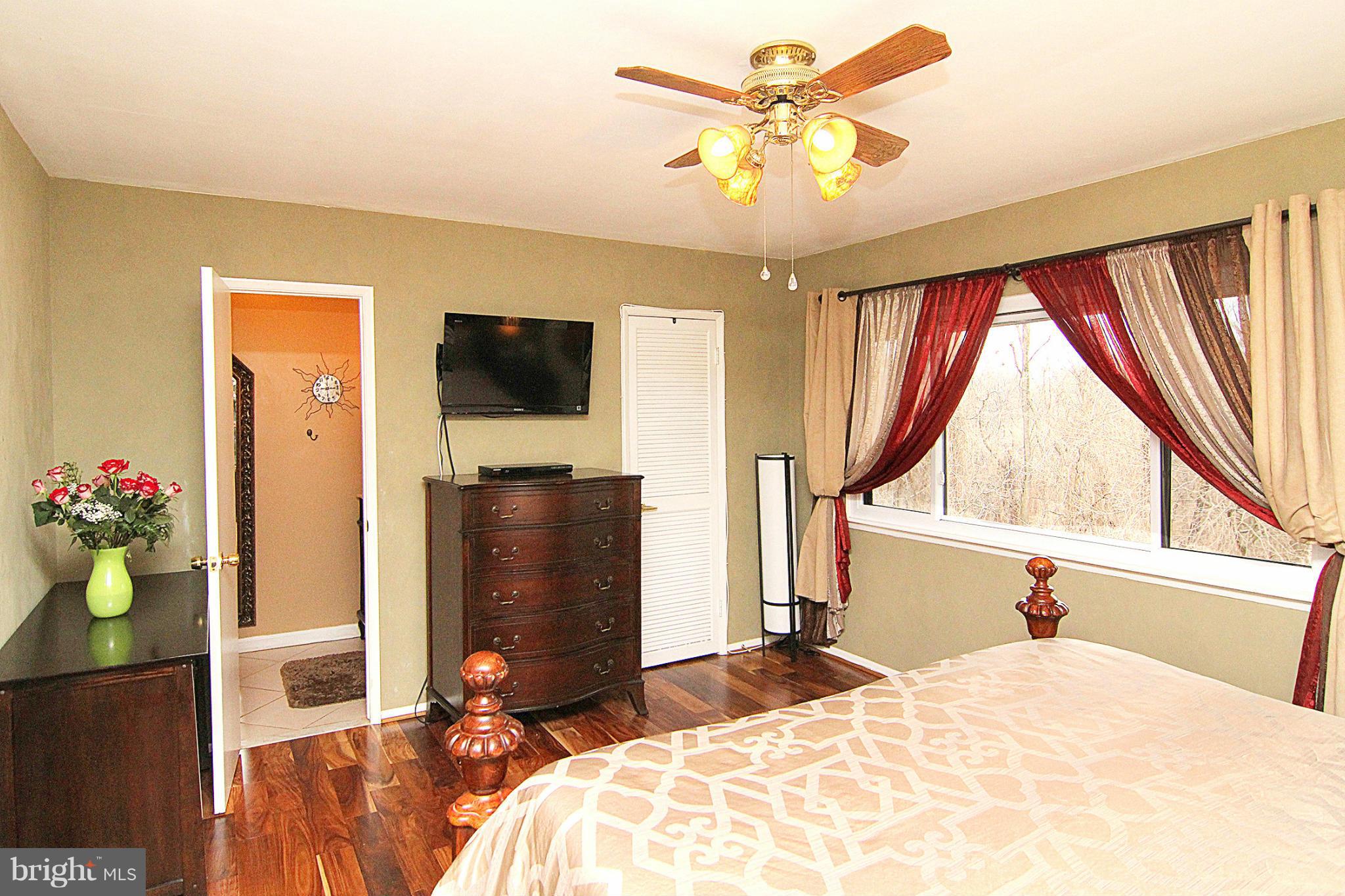 TOWN CENTER - Residential