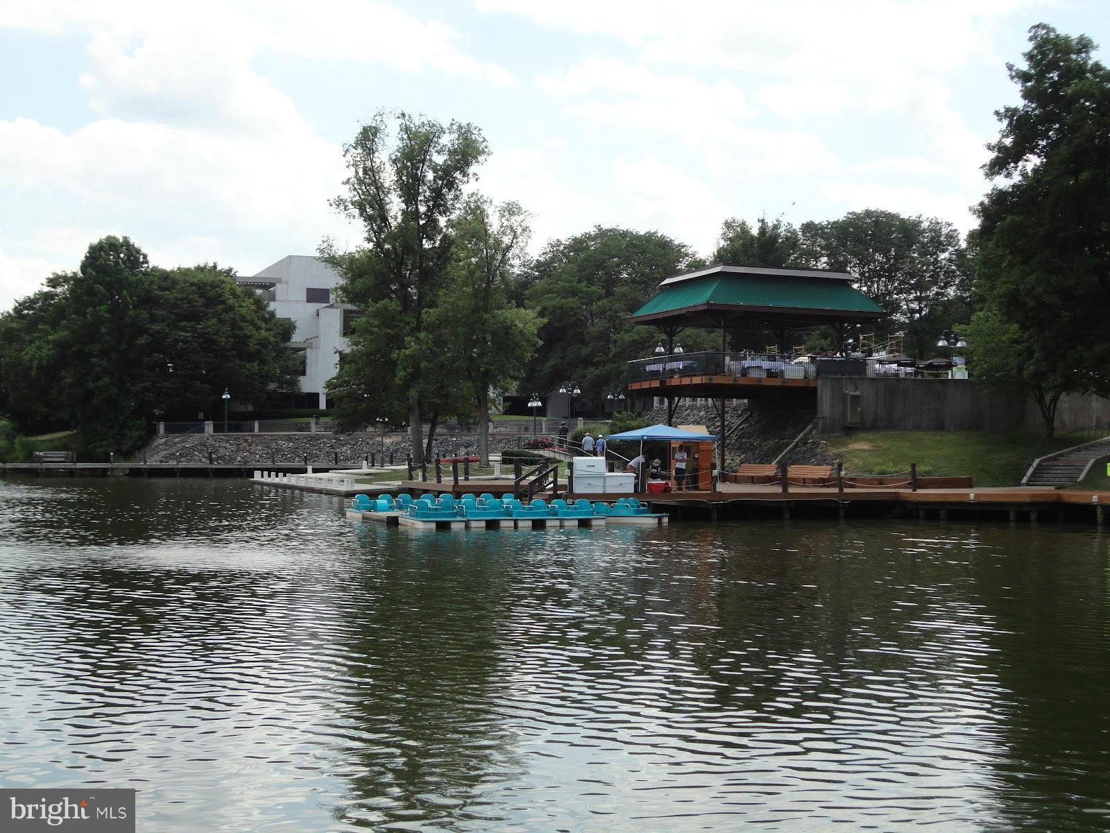 TOWN CENTER - Residential