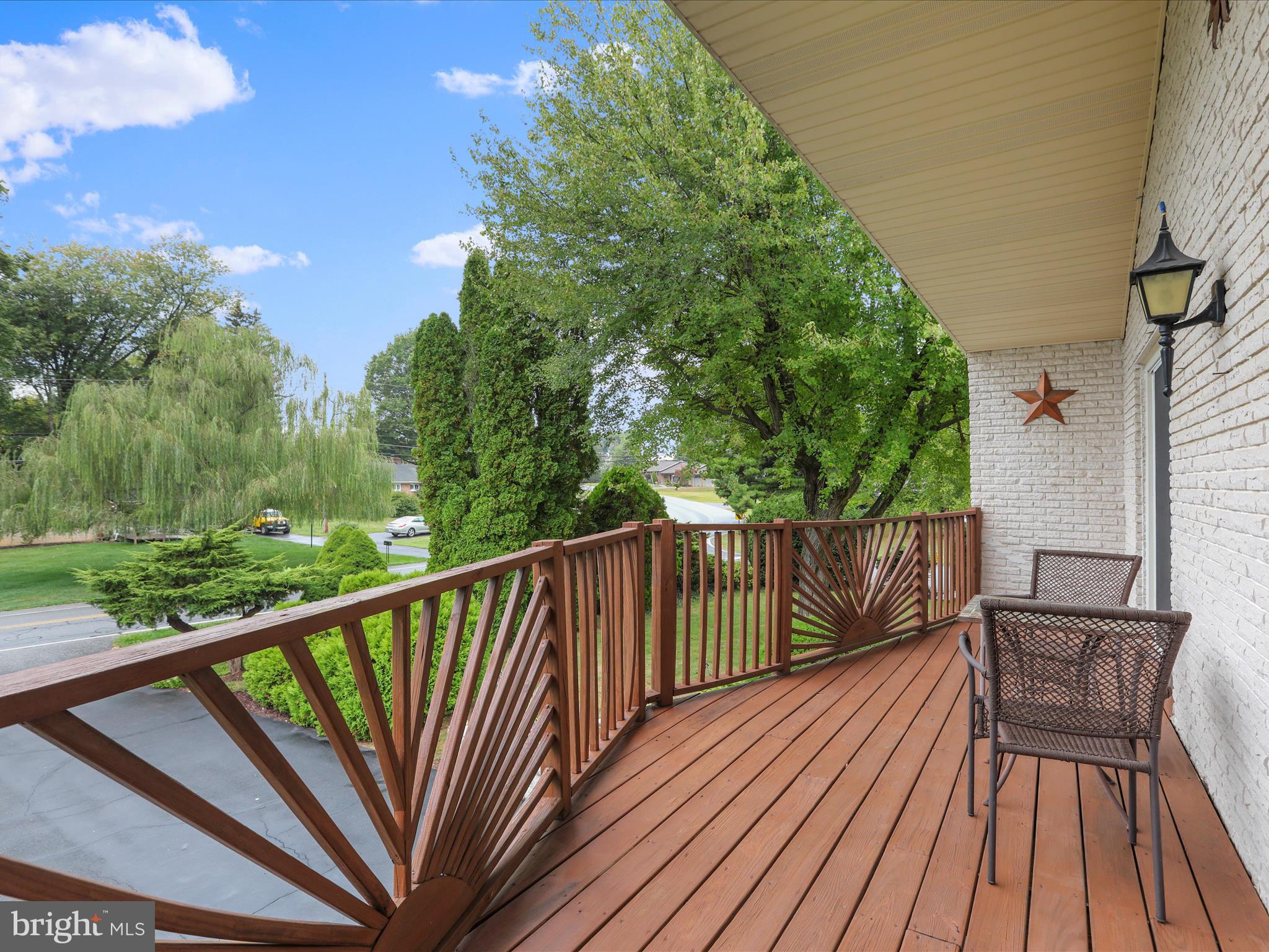 VAN LEAR MANOR - Residential