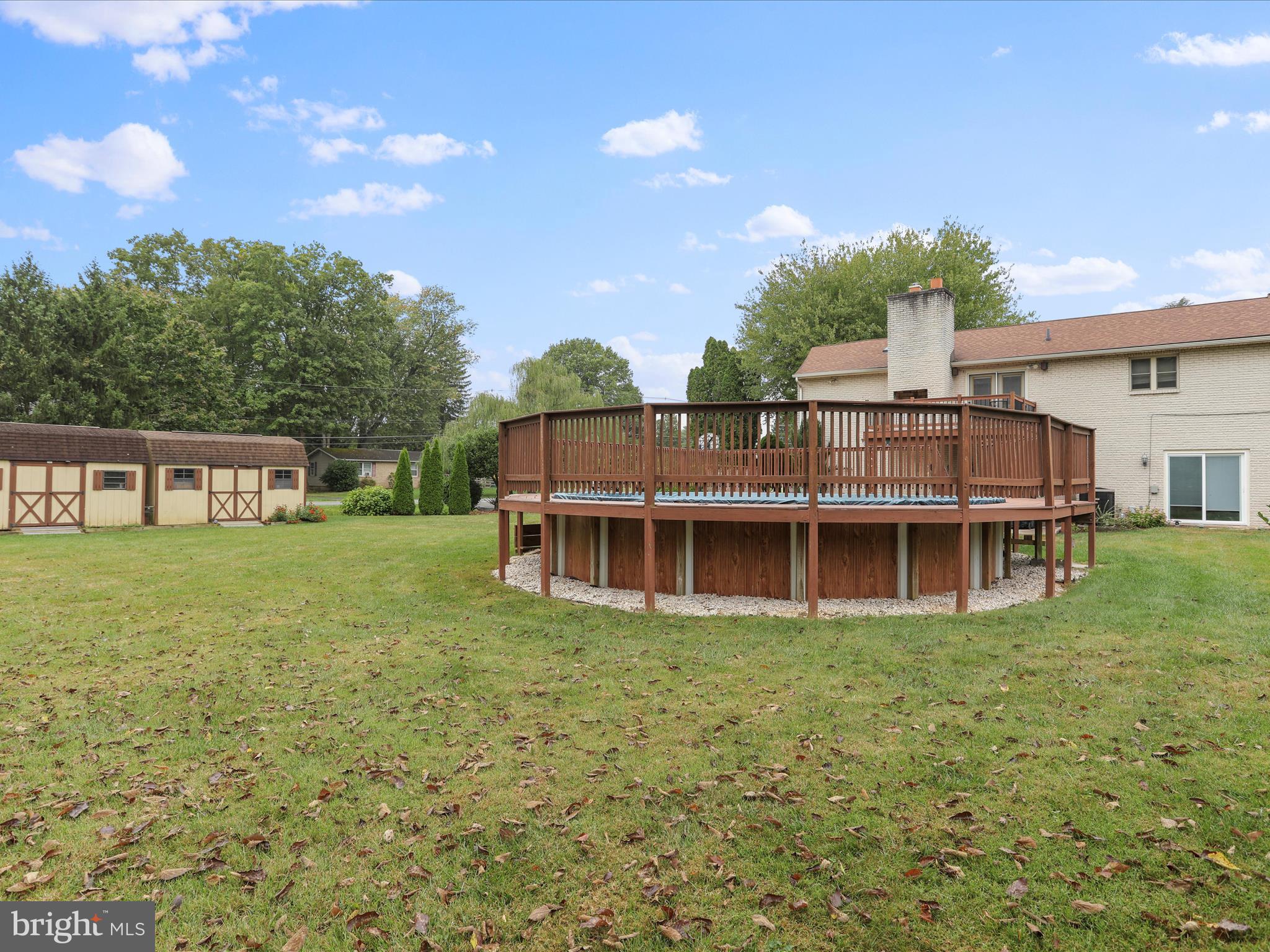 VAN LEAR MANOR - Residential