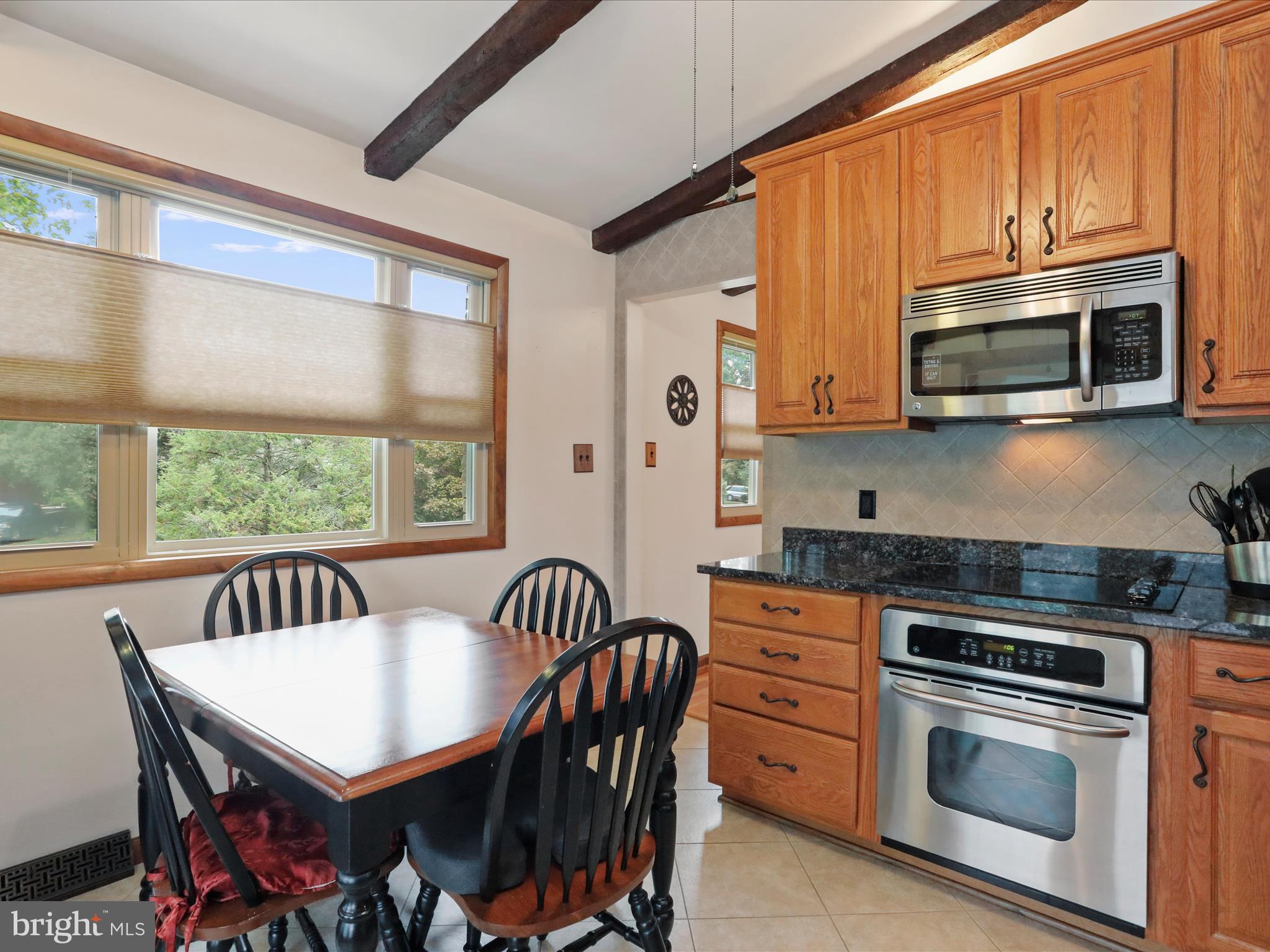 VAN LEAR MANOR - Residential