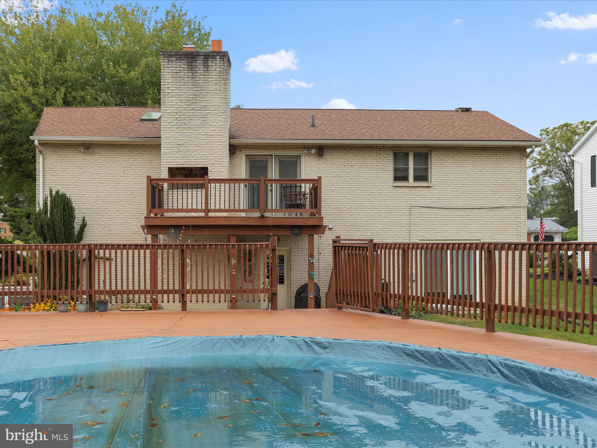 VAN LEAR MANOR - Residential