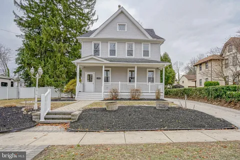 426 Central Avenue, Woodbury Heights, NJ 08097 - MLS#: NJGL2053978