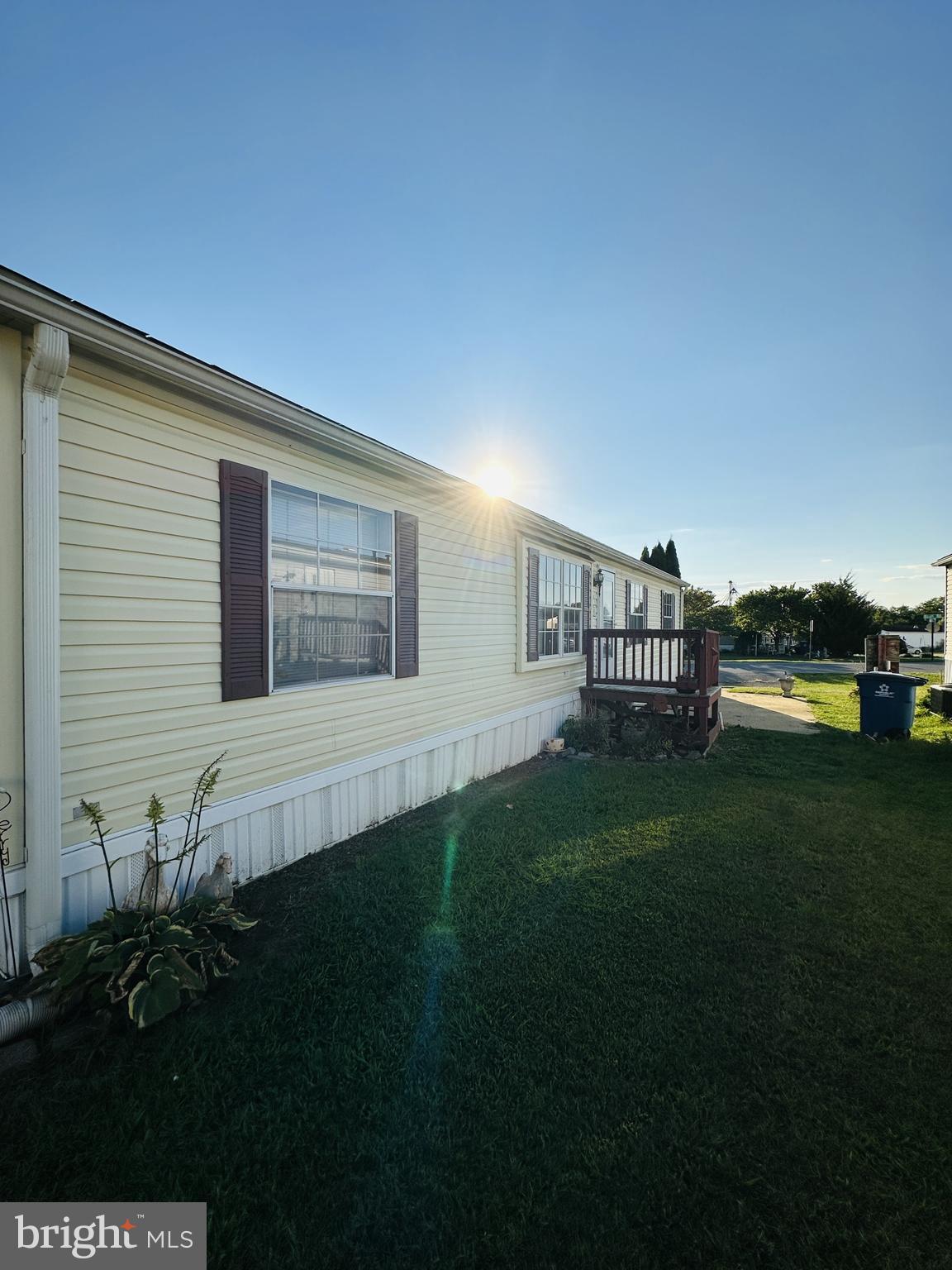 LAKESIDE PARK - Residential