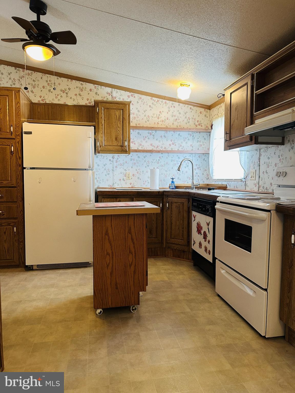 LAKESIDE PARK - Residential