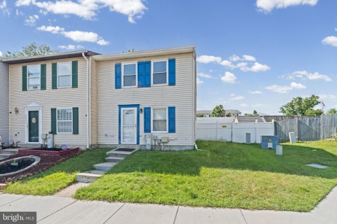 Townhouse For Sale - 6425 Lacrosse Lane<br/> GLEN BURNIE, MD 21061