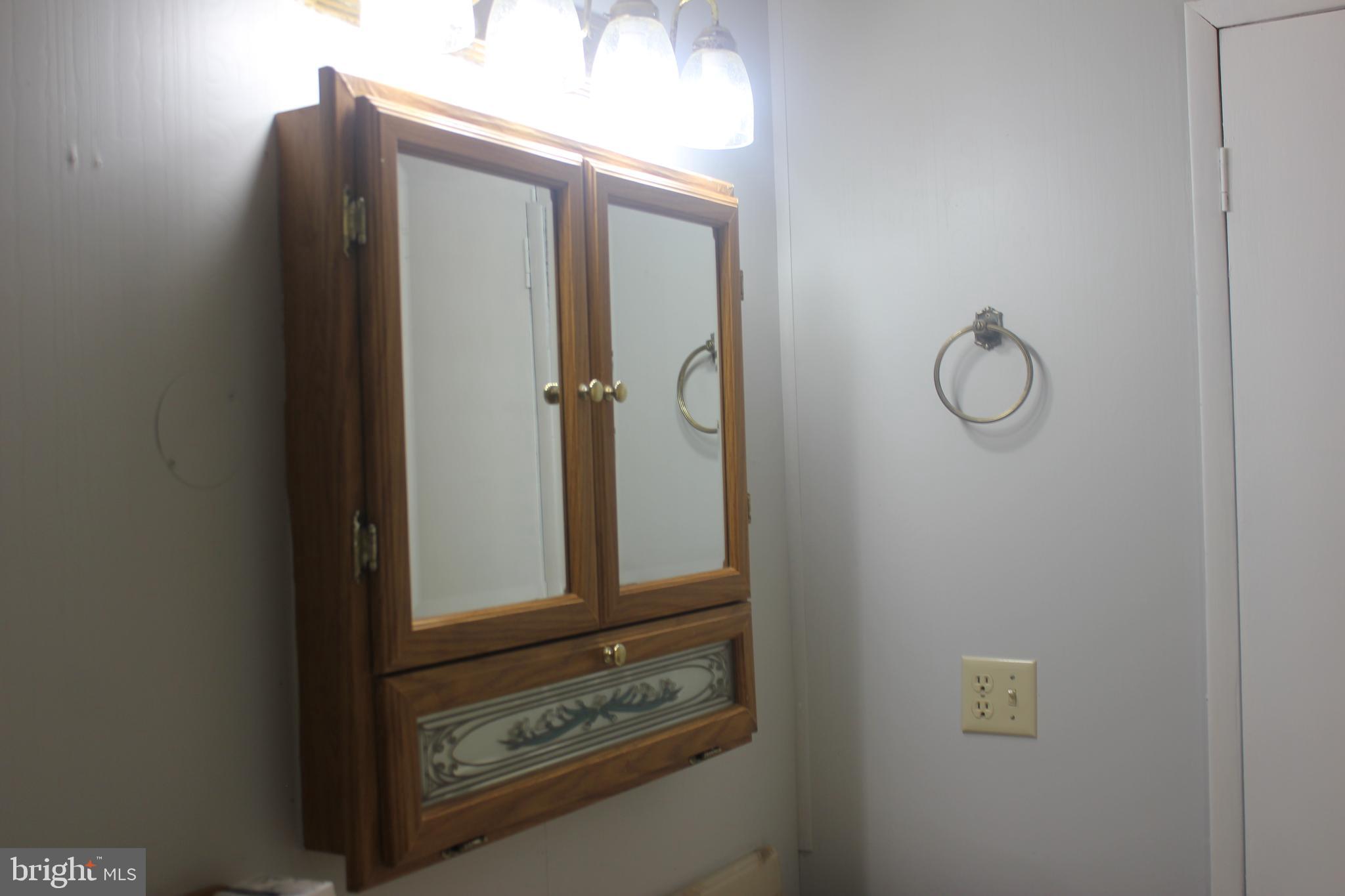 ST. INIGOES - Residential Lease