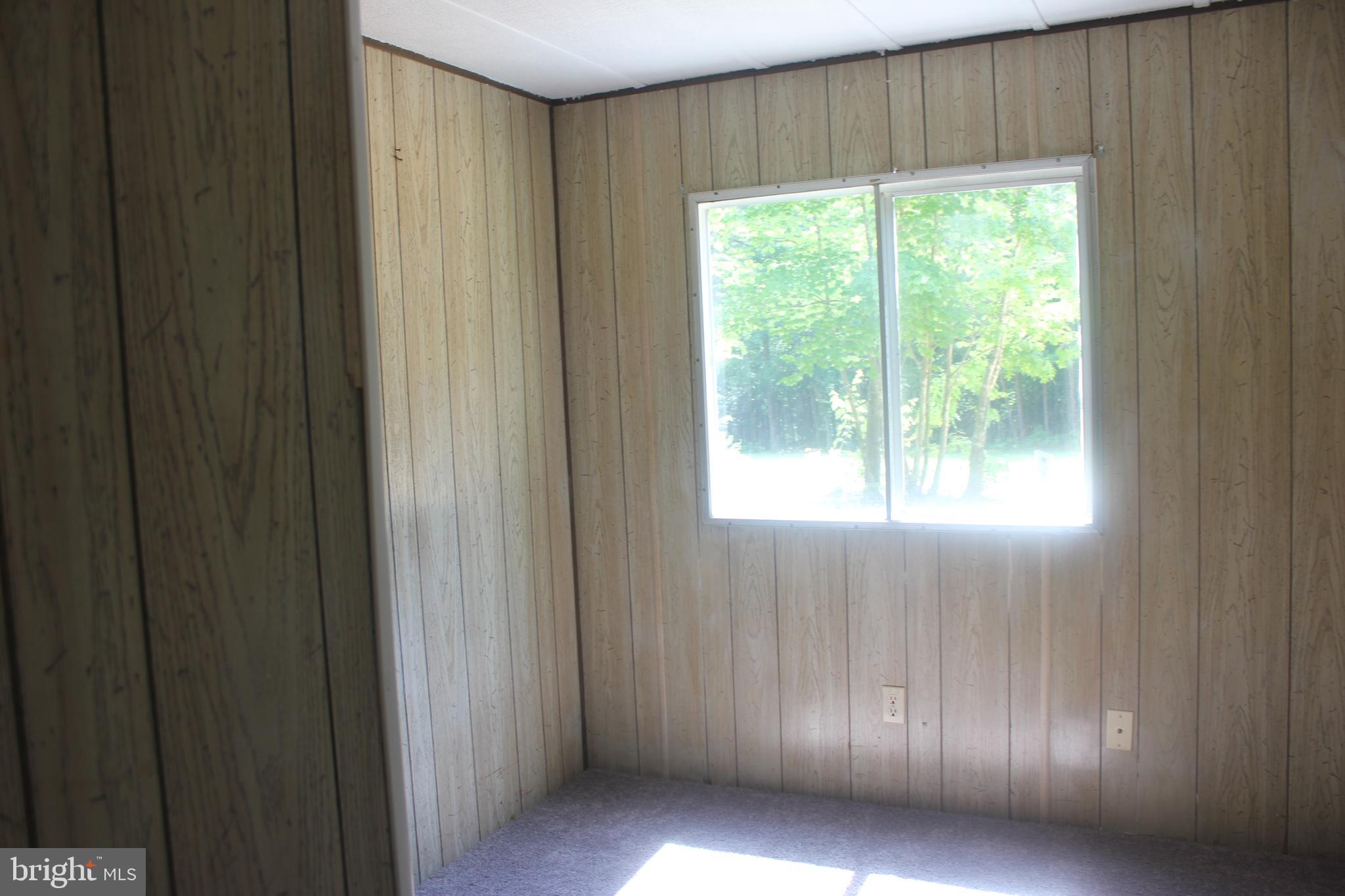 ST. INIGOES - Residential Lease