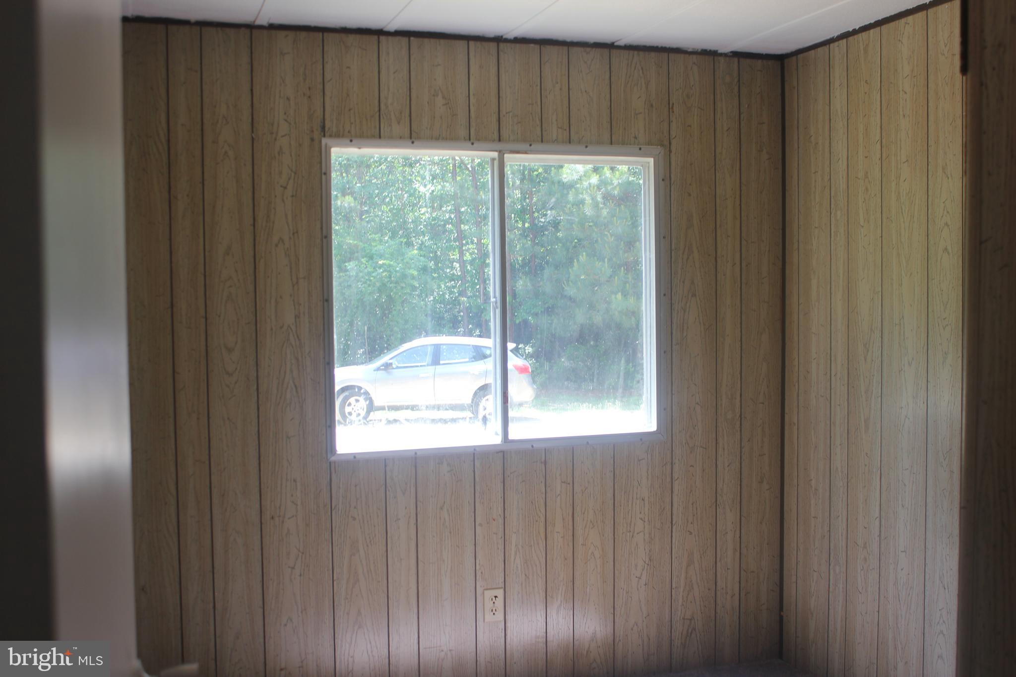 ST. INIGOES - Residential Lease