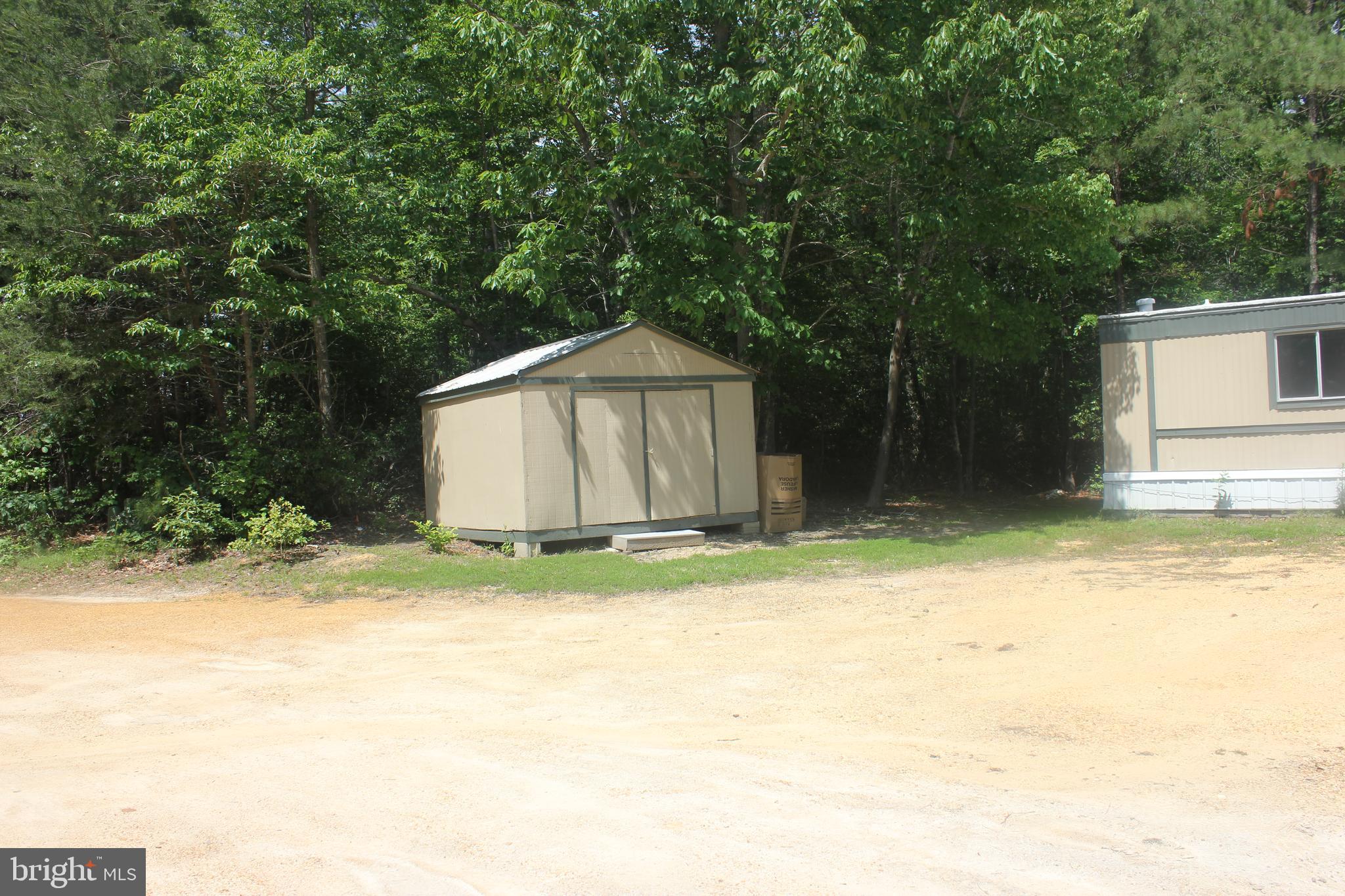 ST. INIGOES - Residential Lease