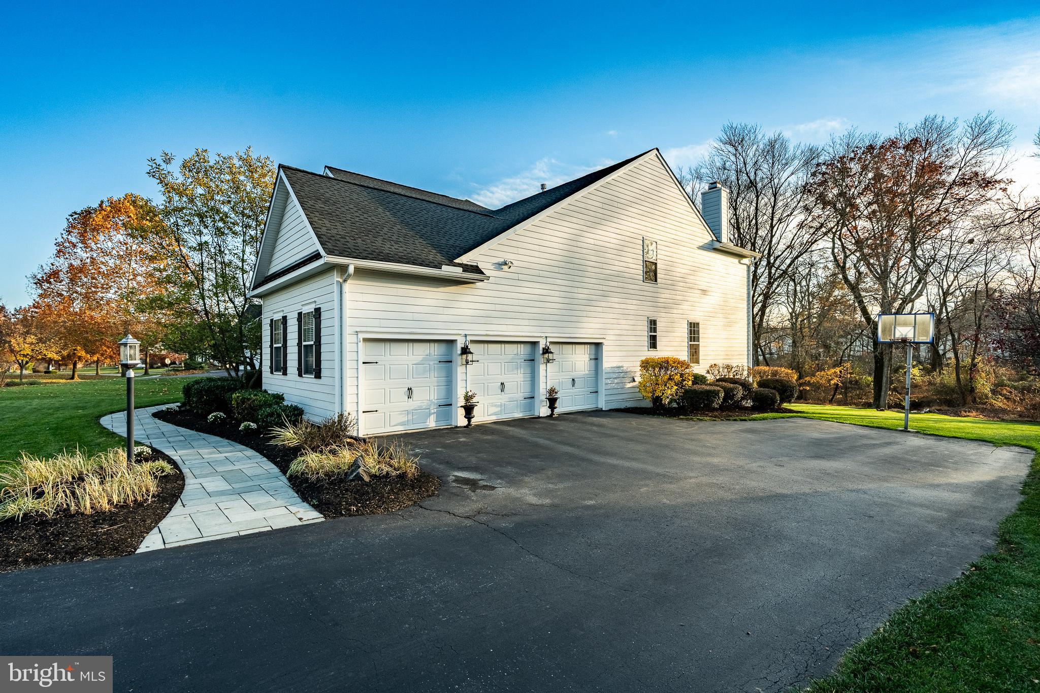 PICKERING CROSSING - Residential