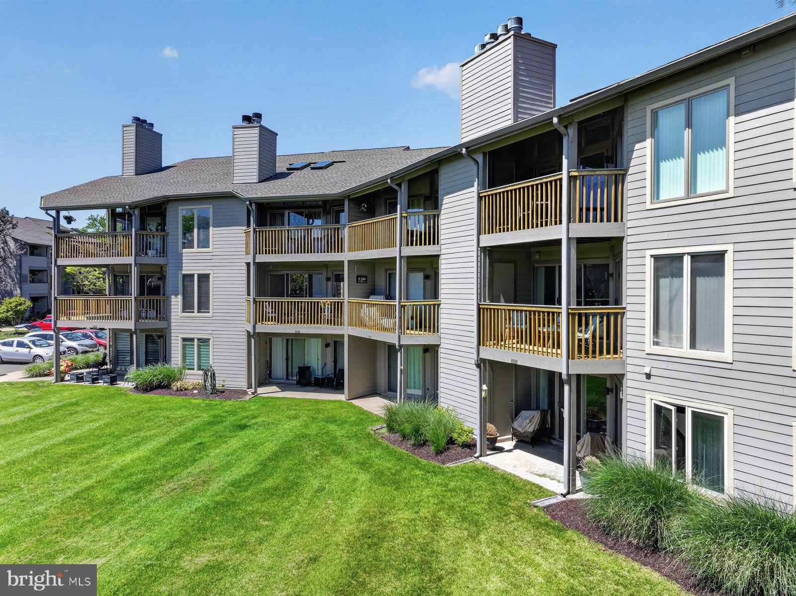 CHESAPEAKE HARBOUR - Residential