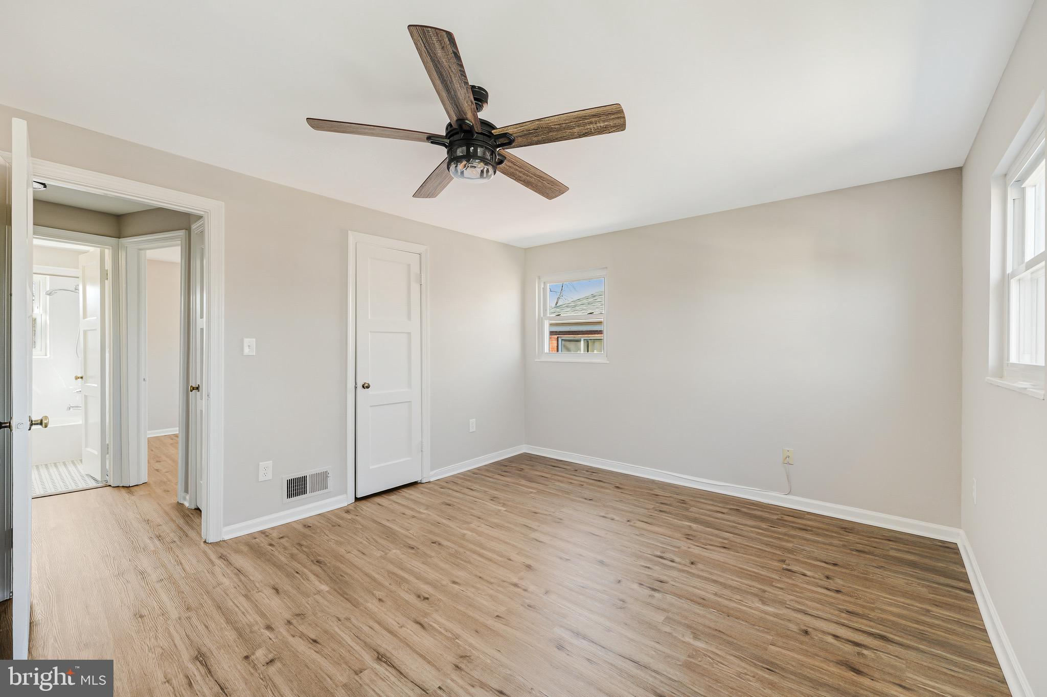 DEL RAY - Residential