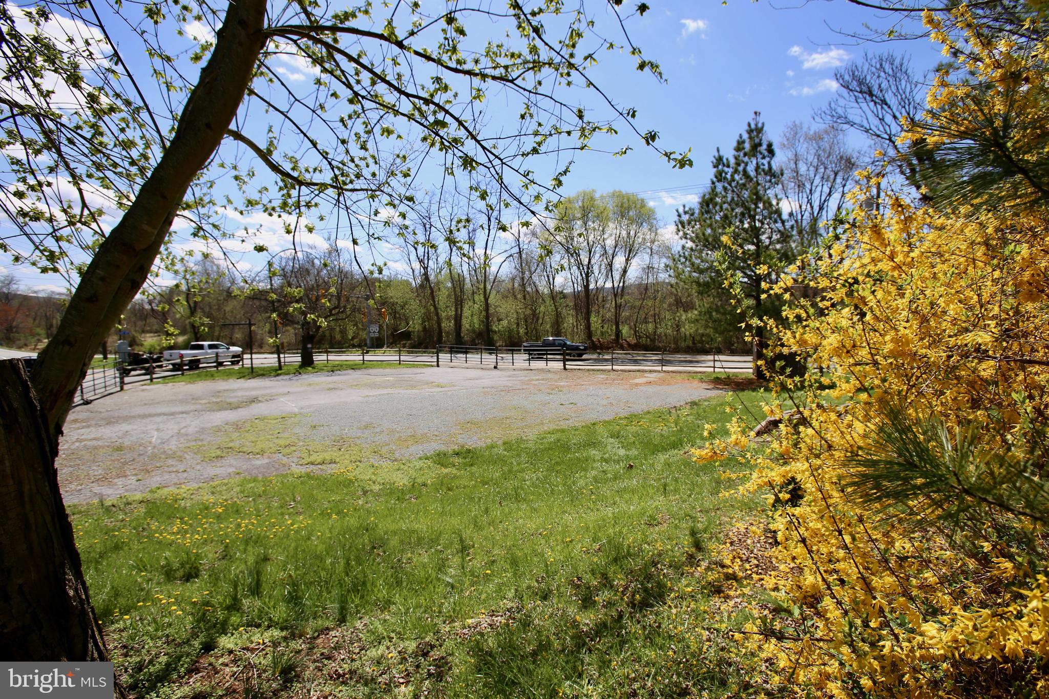 35972 CHARLES TOWN PIKE