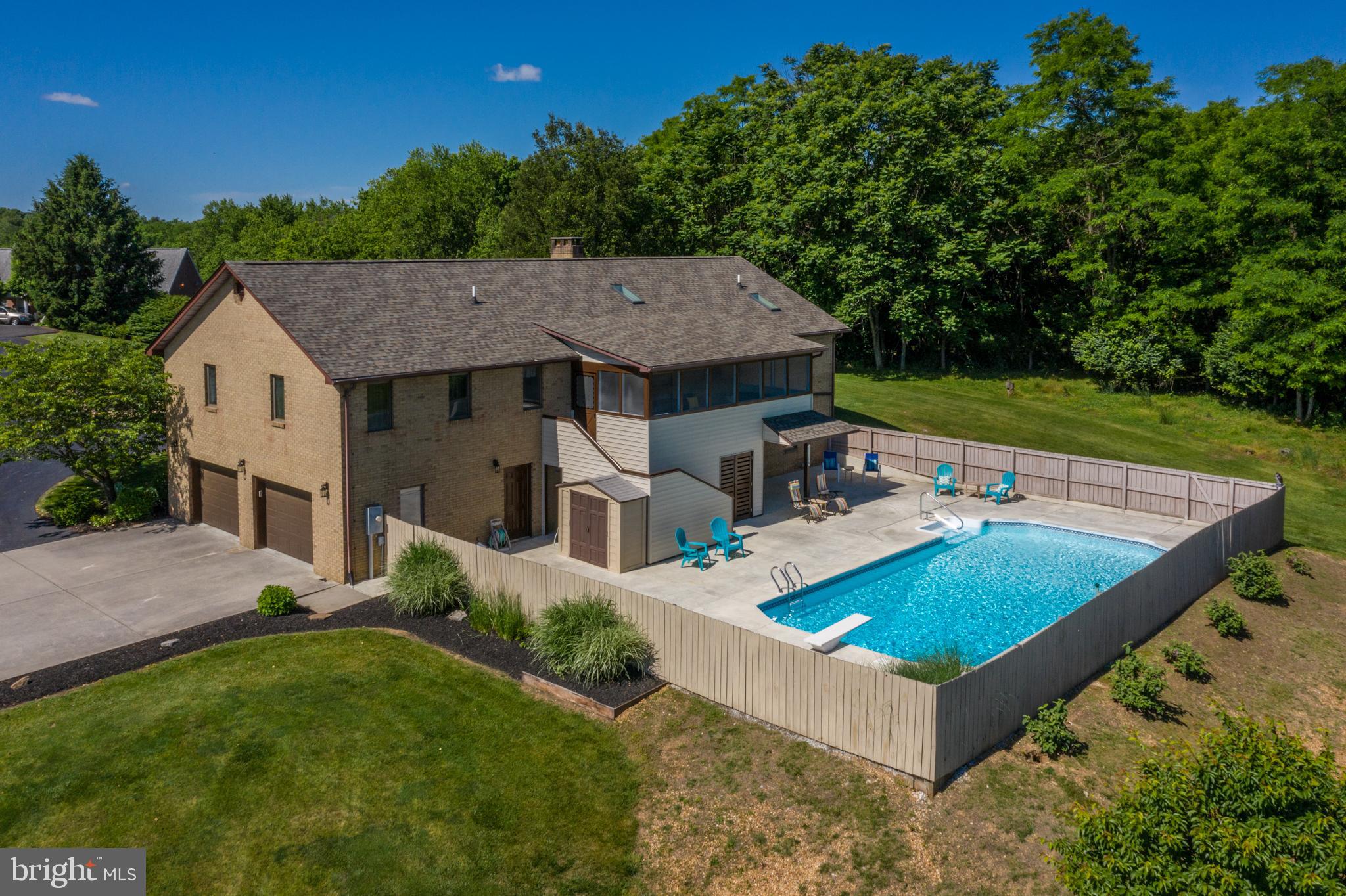 TUSCARORA SPRINGS - Residential