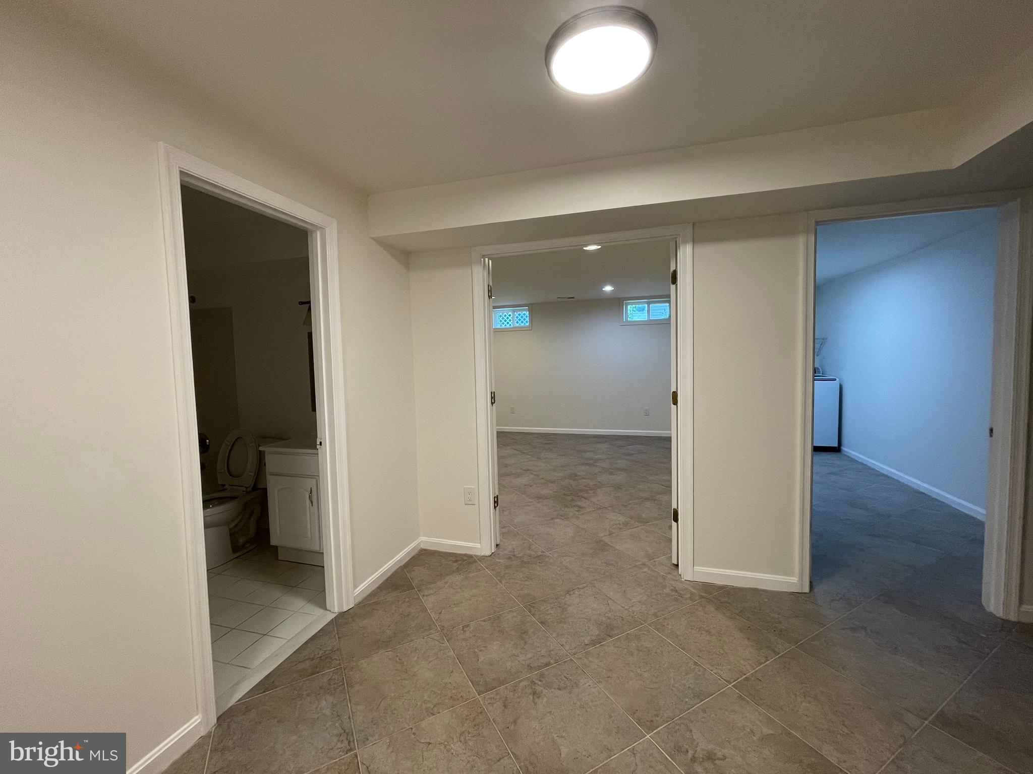 KINGSVIEW VILLAGE - Residential