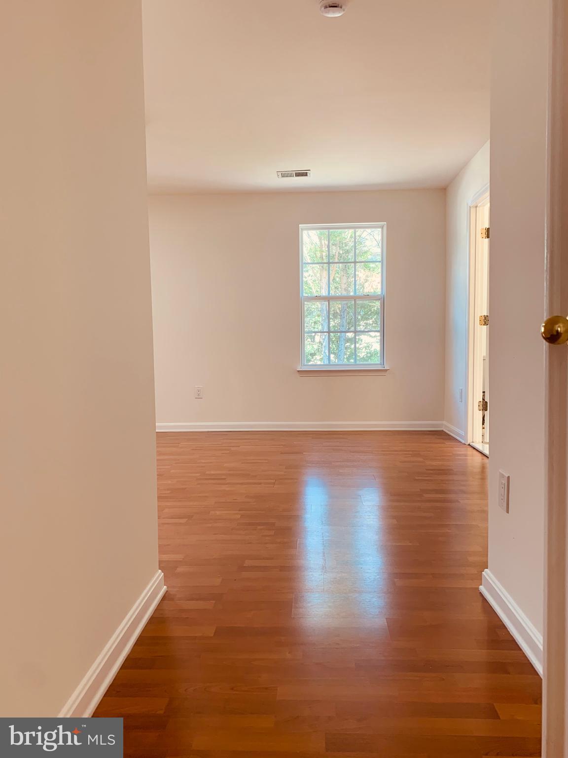 KINGSVIEW VILLAGE - Residential