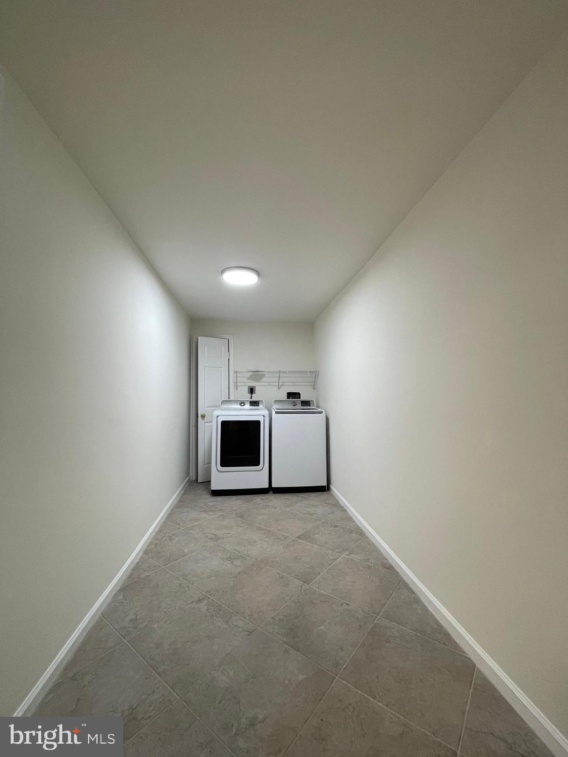 KINGSVIEW VILLAGE - Residential