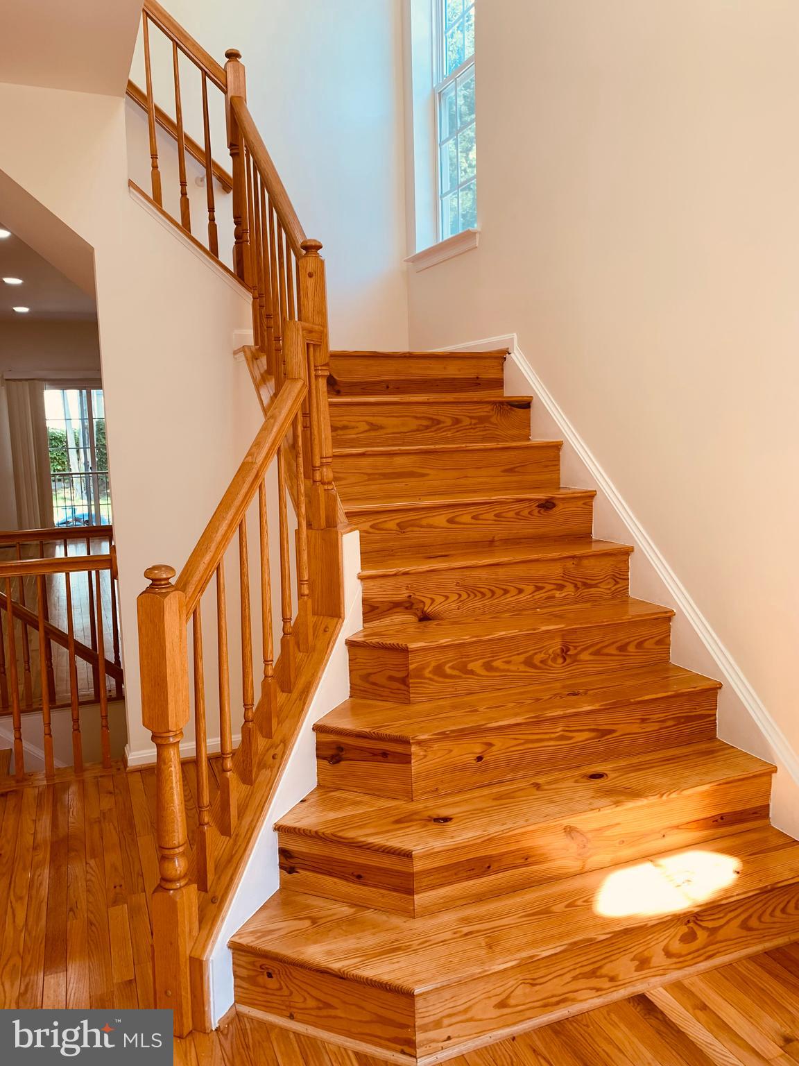 KINGSVIEW VILLAGE - Residential